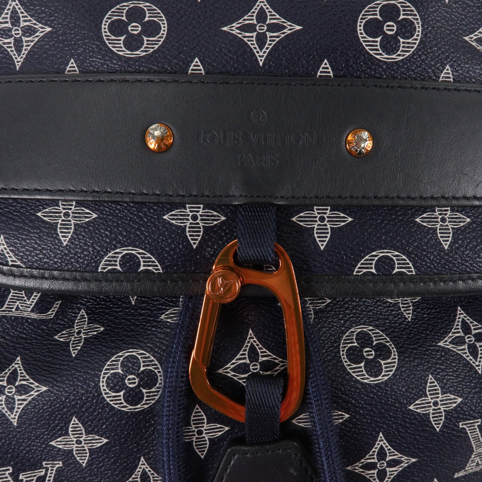 LOUIS VUITTON Monogram Ink Discovery Backpack背包