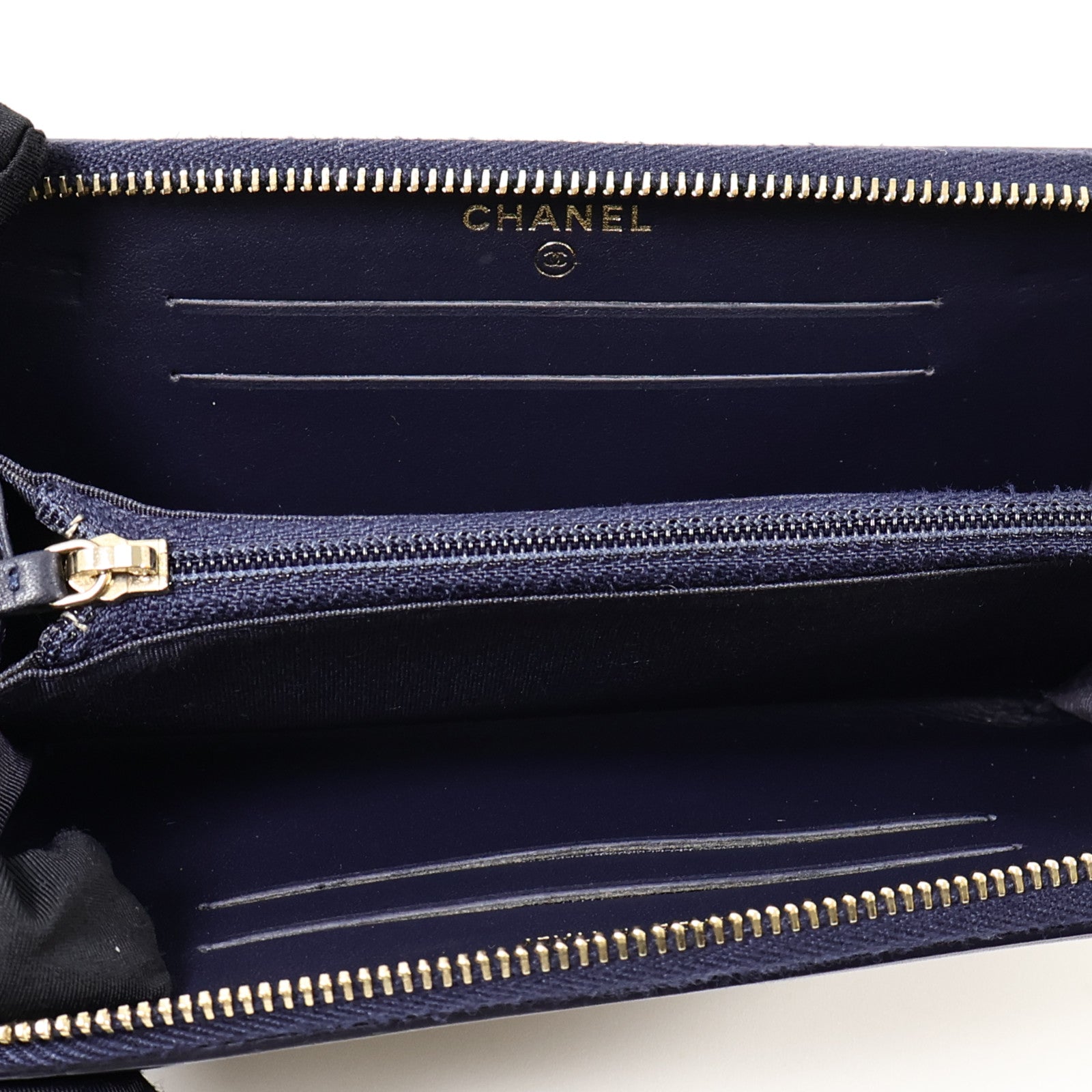CHANEL 牛皮皮革CC Filigree Zipper Medium長錢包