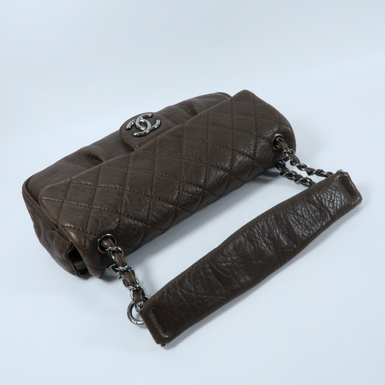 CHANEL 牛皮皮革Shoulder Bag銀扣鏈帶肩背袋