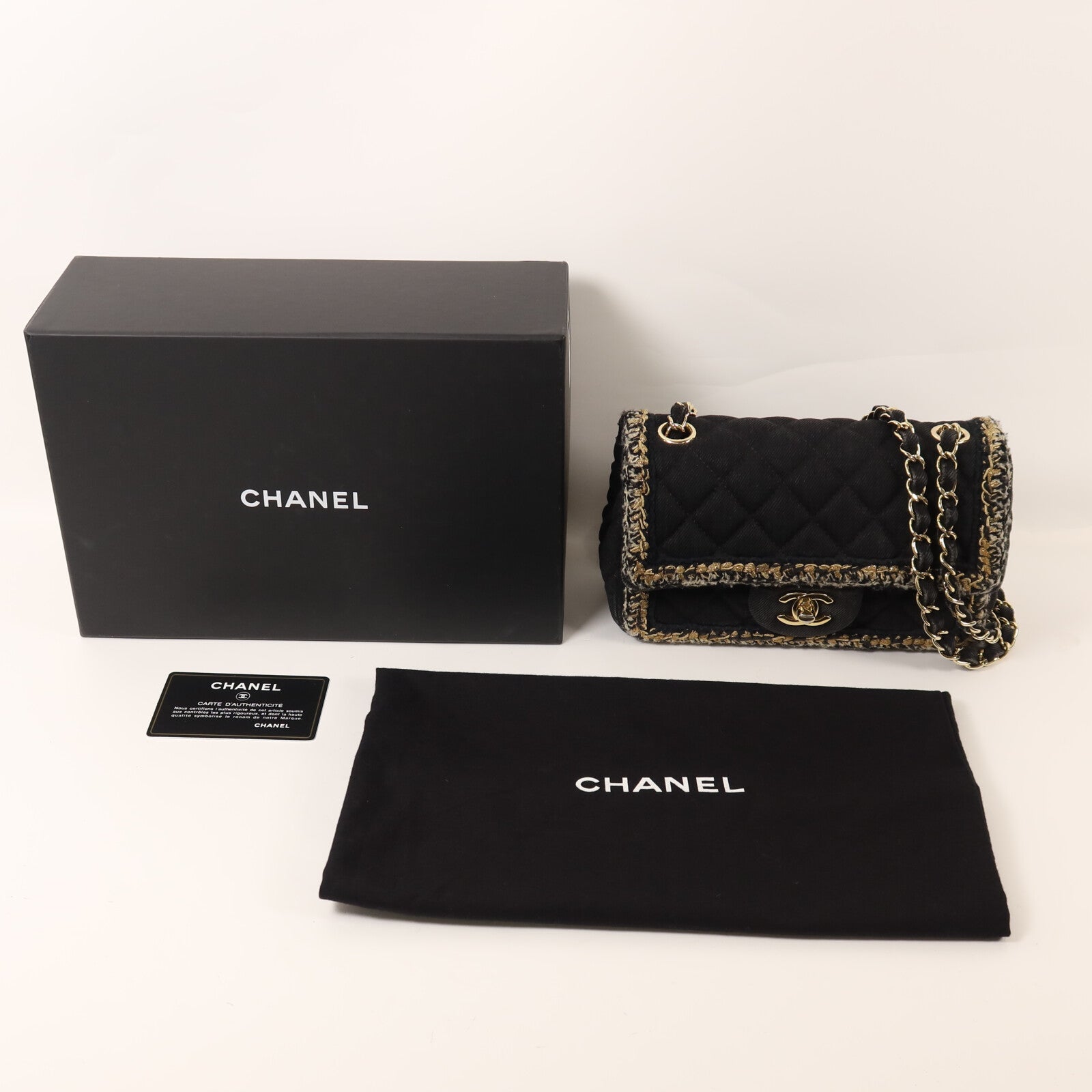 CHANEL 牛仔布Chain Shoulder金扣鏈帶肩背袋