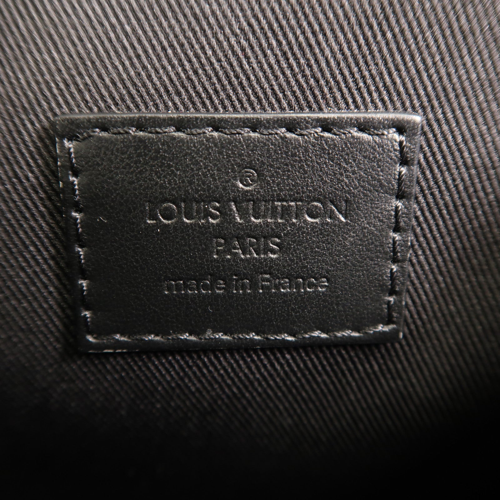 LOUIS VUITTON Monogram-Eclipse Nano Steamer銀扣肩背袋