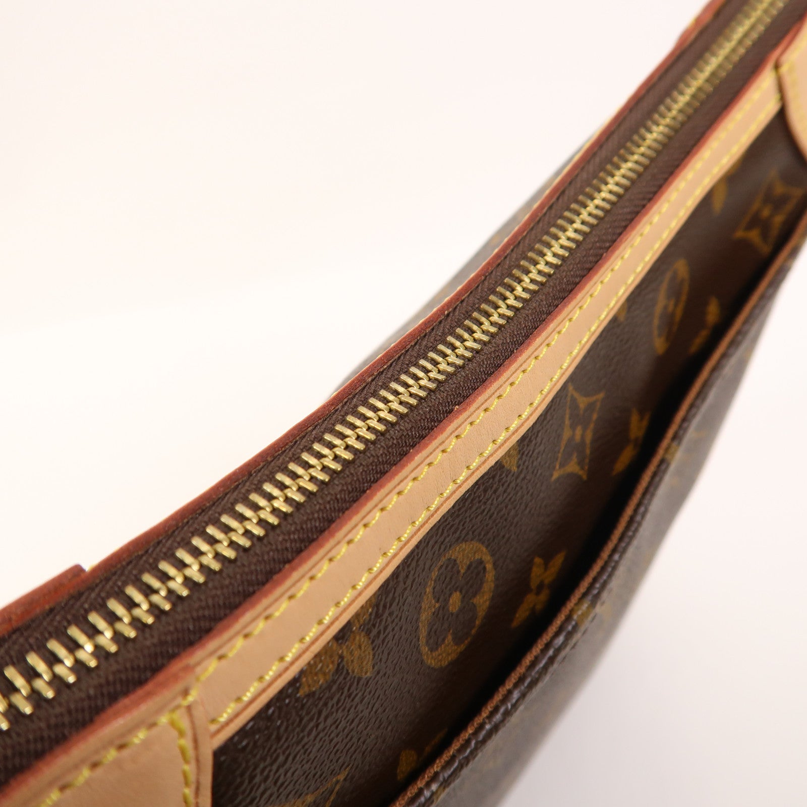 LOUIS VUITTON Monogram Odeon PM金扣肩背袋