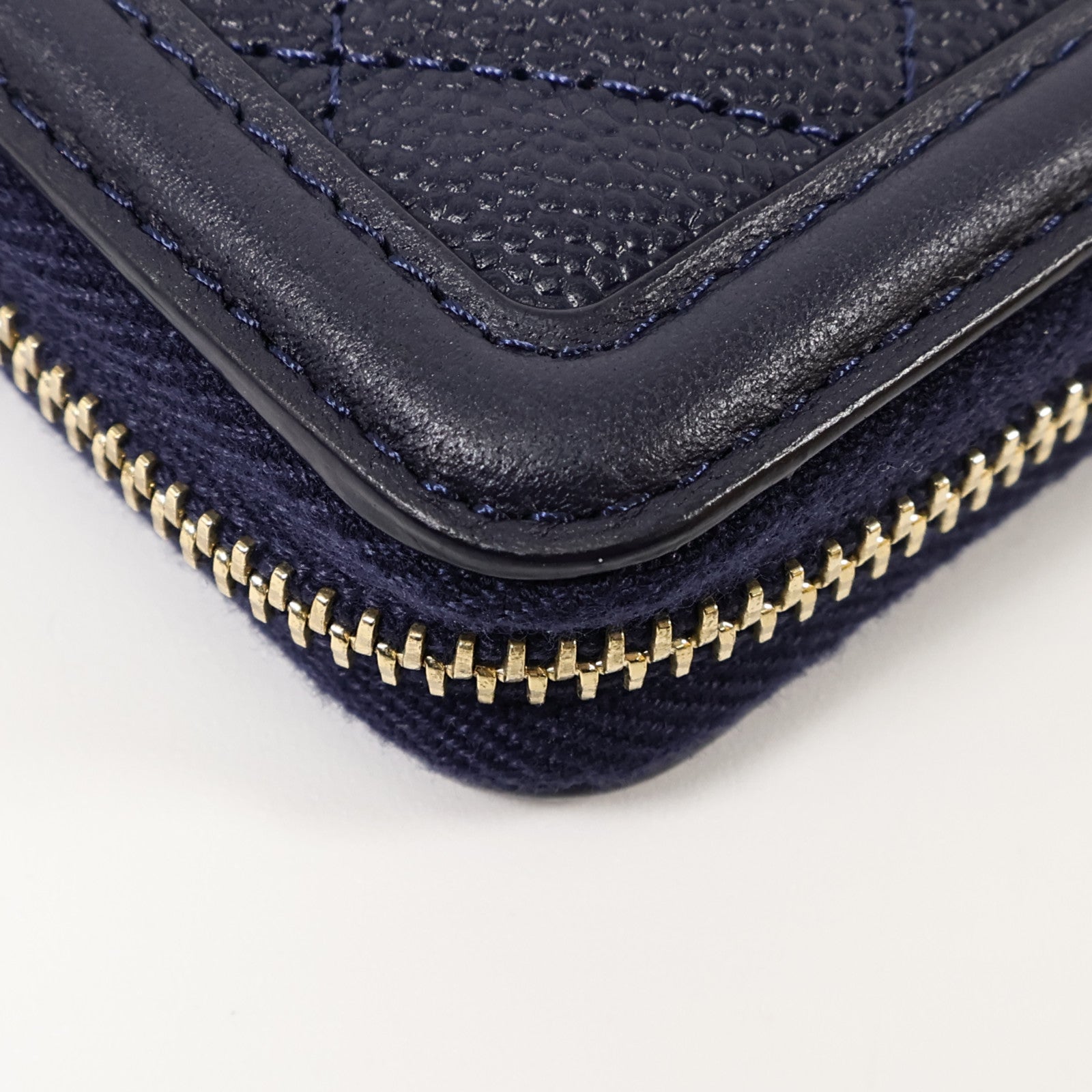 CHANEL 牛皮皮革CC Filigree Zipper Medium長錢包