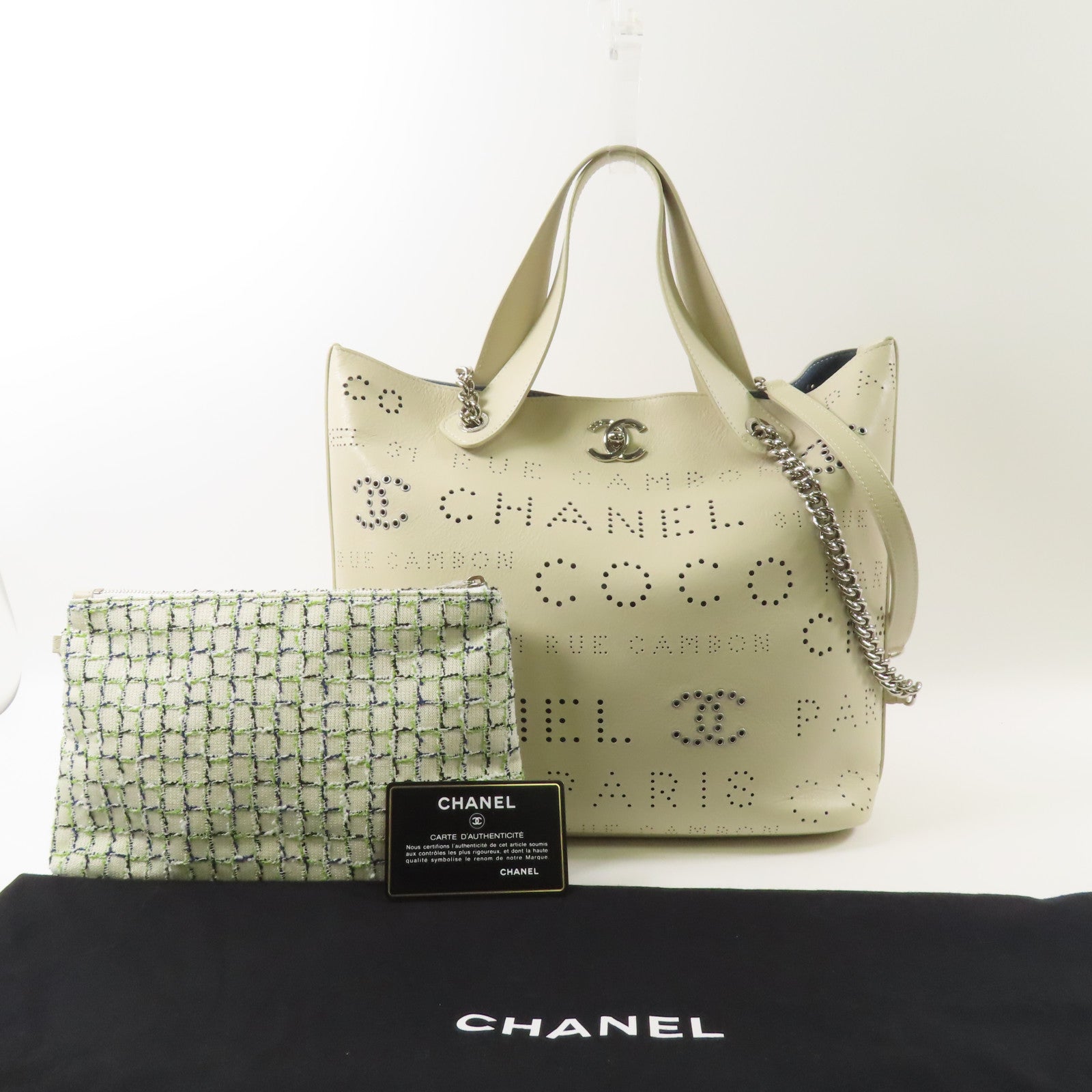 CHANEL 牛皮皮革Chain Tote銀扣鏈帶手挽袋
