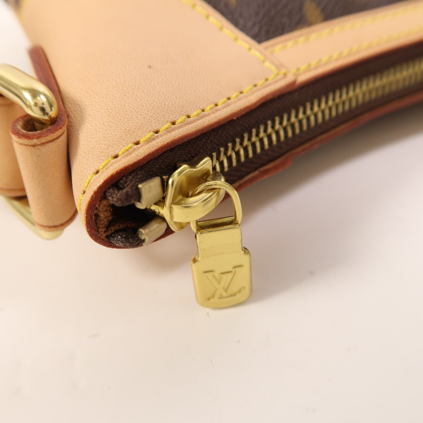 LOUIS VUITTON Monogram Odeon PM金扣肩背袋
