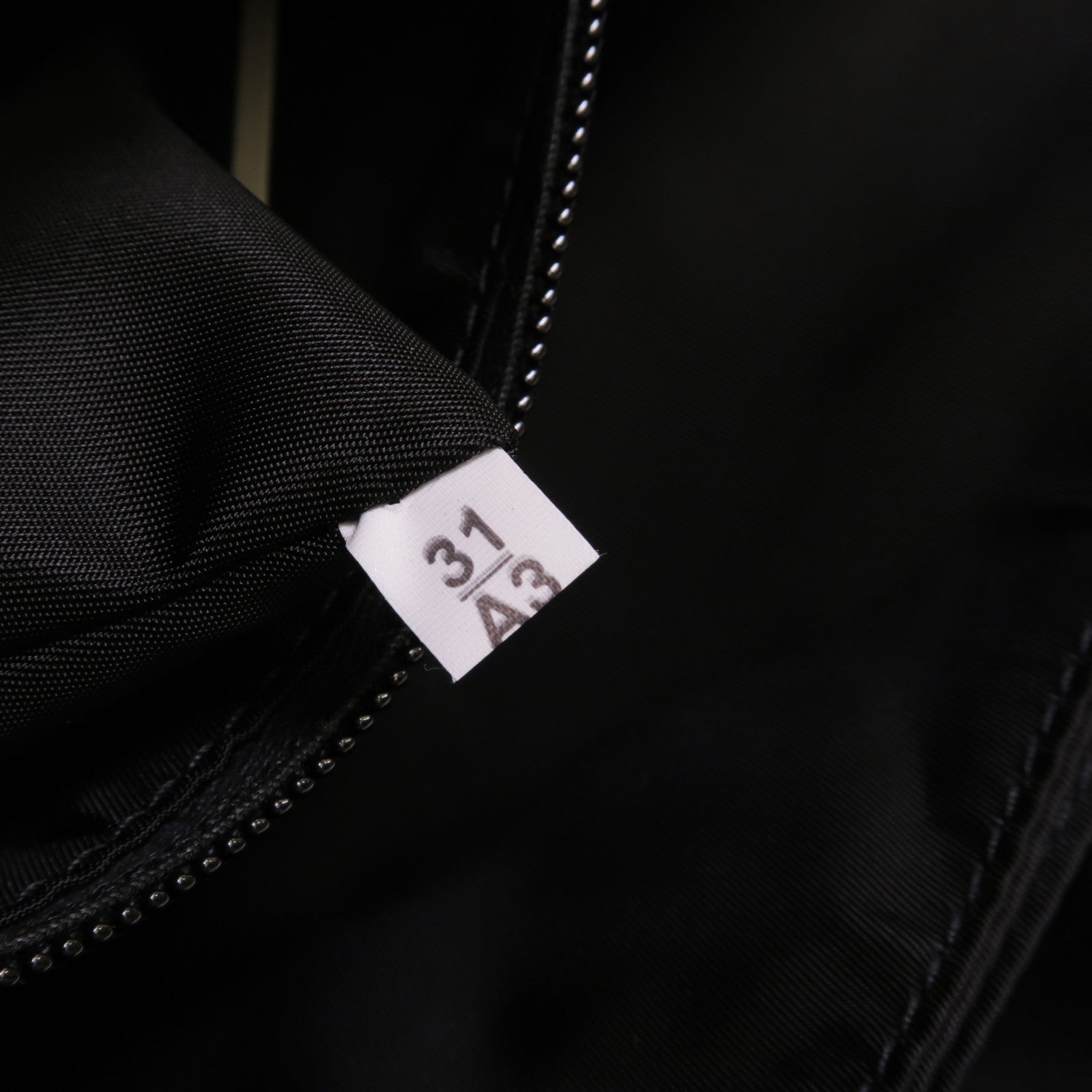 PRADA 尼龍Medium Padded Bag肩背袋