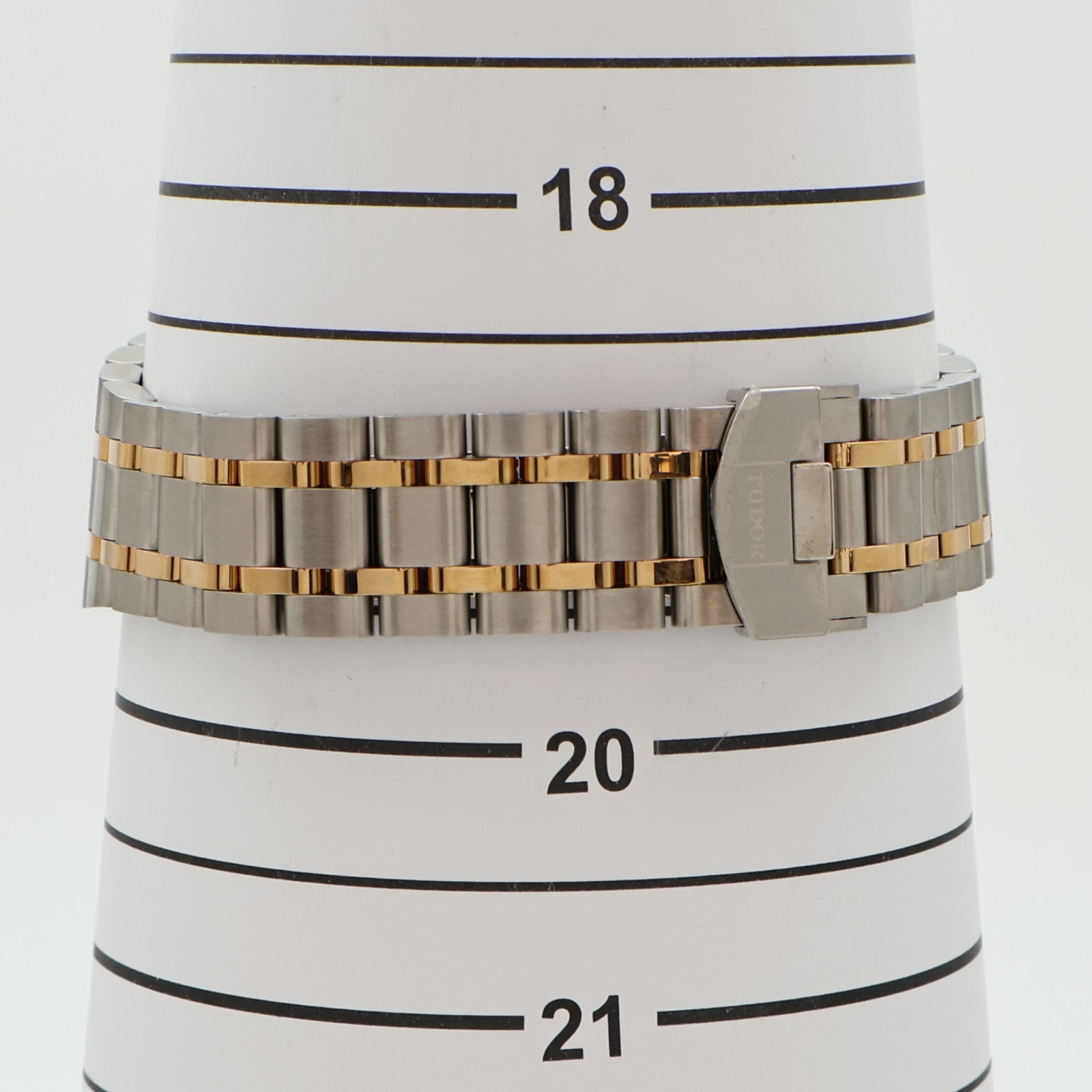 TUDOR Royal 28603