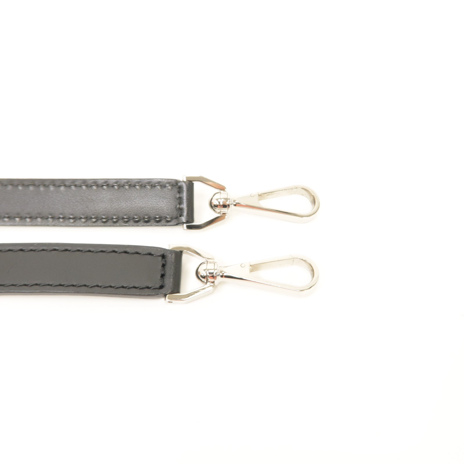 GOYARD 牛皮皮革Cuir PM Strap銀扣肩背帶黑色