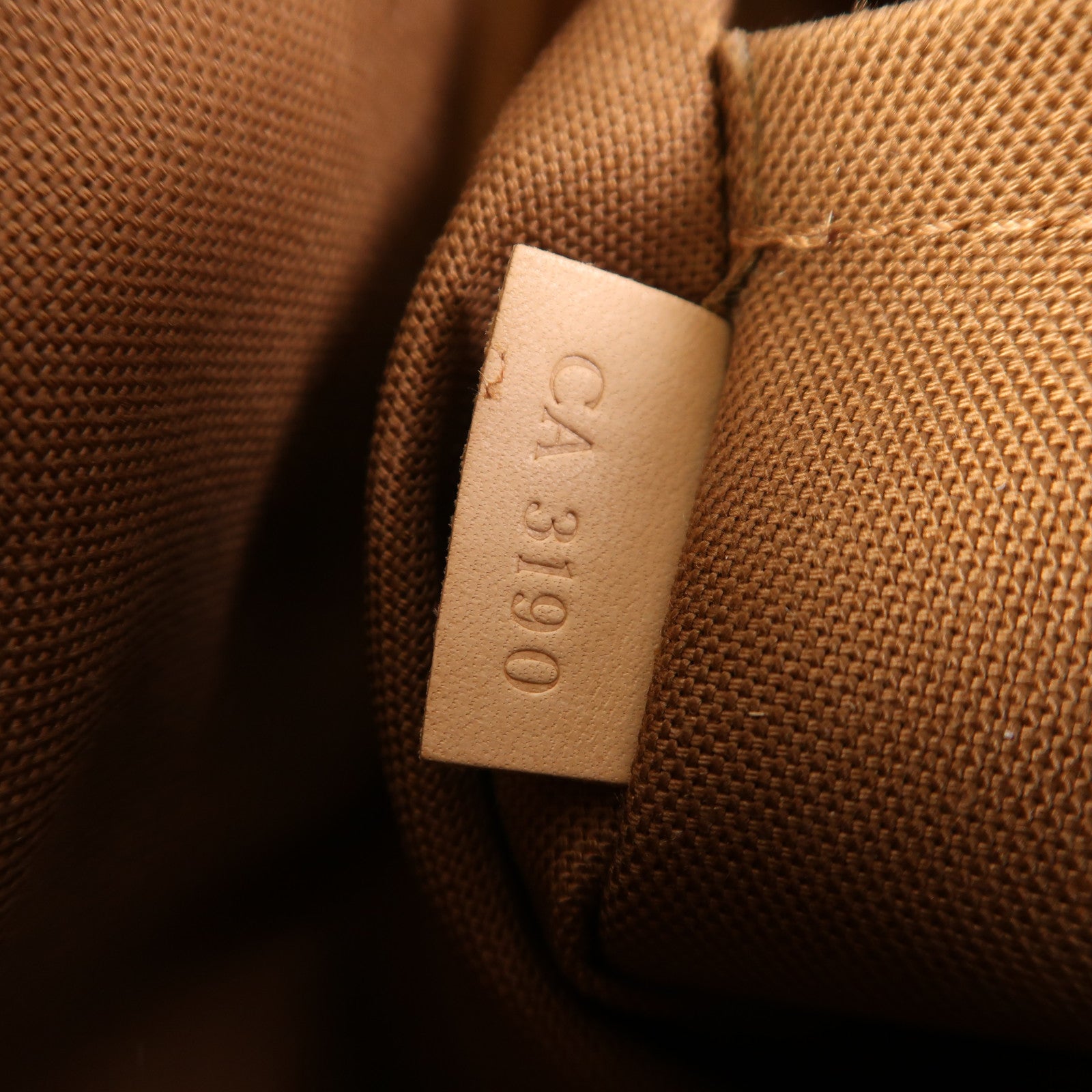 LOUIS VUITTON Monogram Odeon PM金扣肩背袋