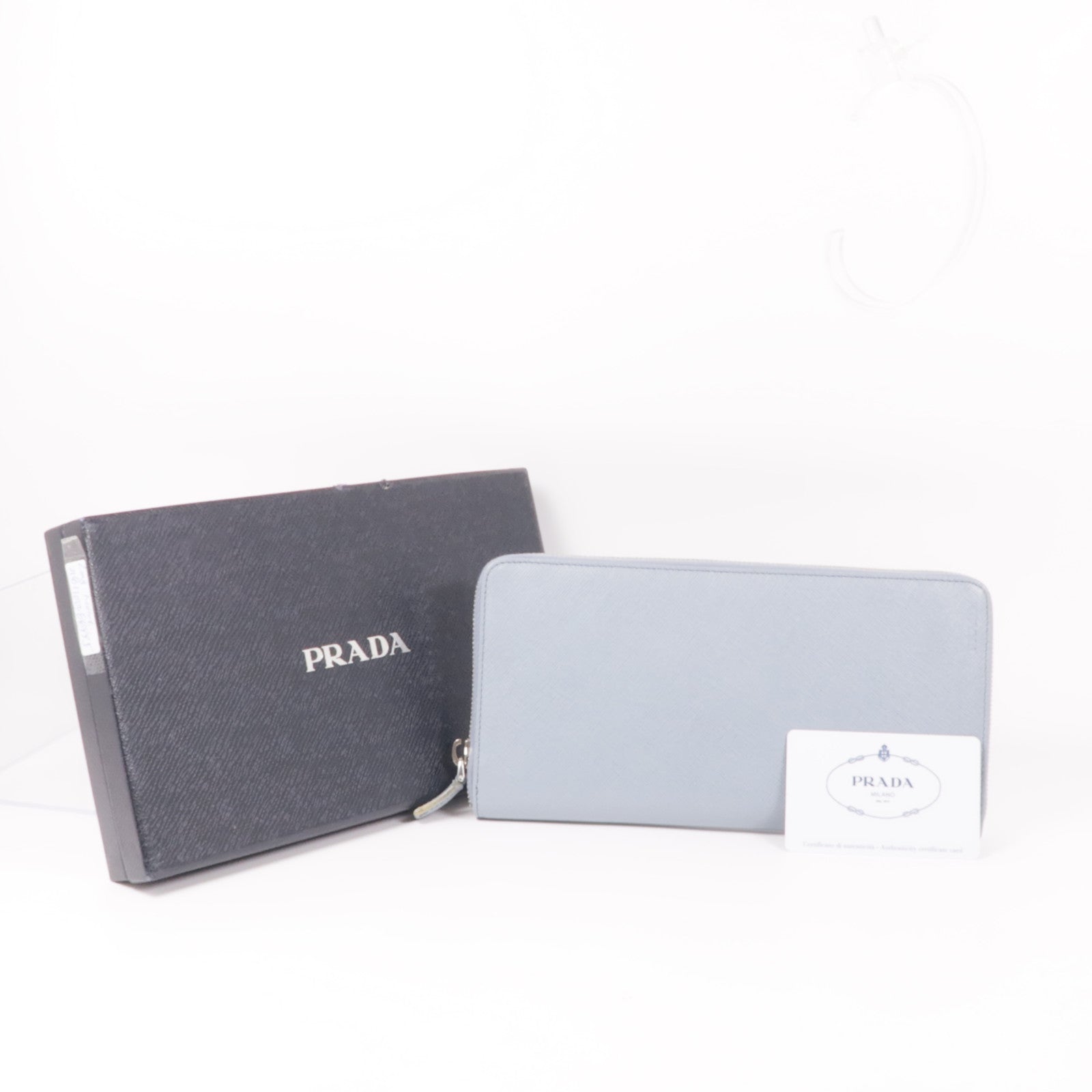 PRADA Saffiano皮革Long Wallet銀扣長錢包