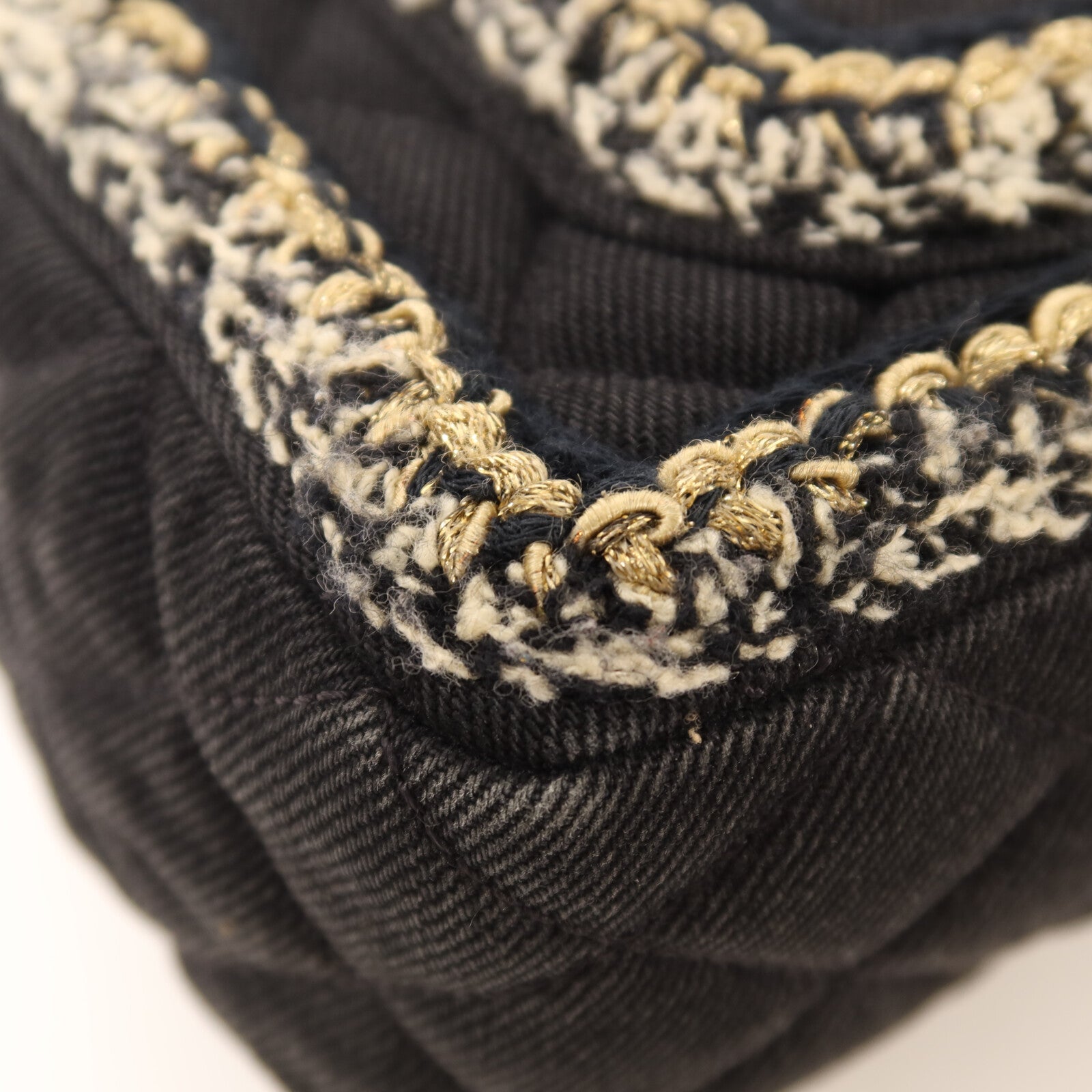 CHANEL 牛仔布Chain Shoulder金扣鏈帶肩背袋