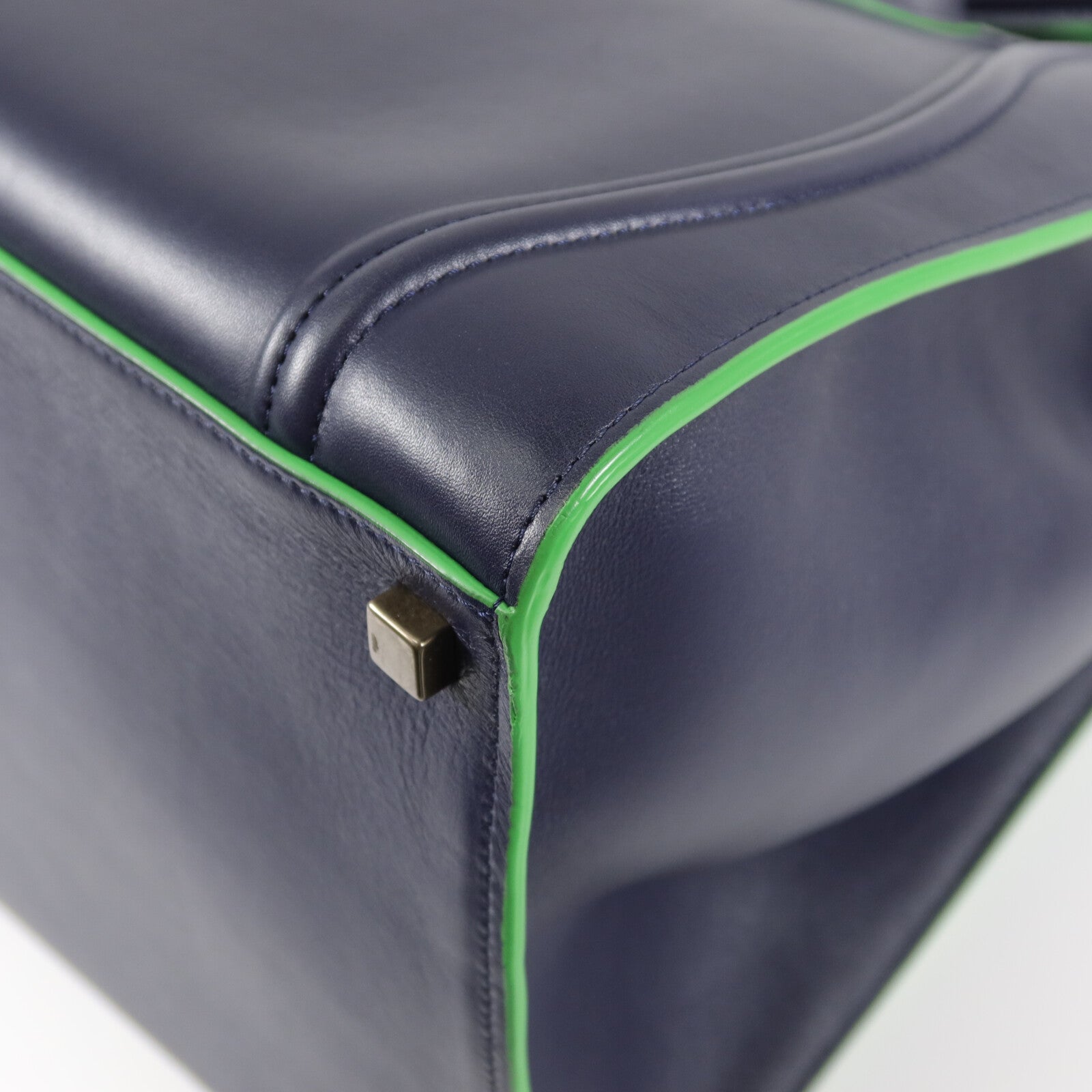 CELINE 牛皮皮革Phantom手挽袋