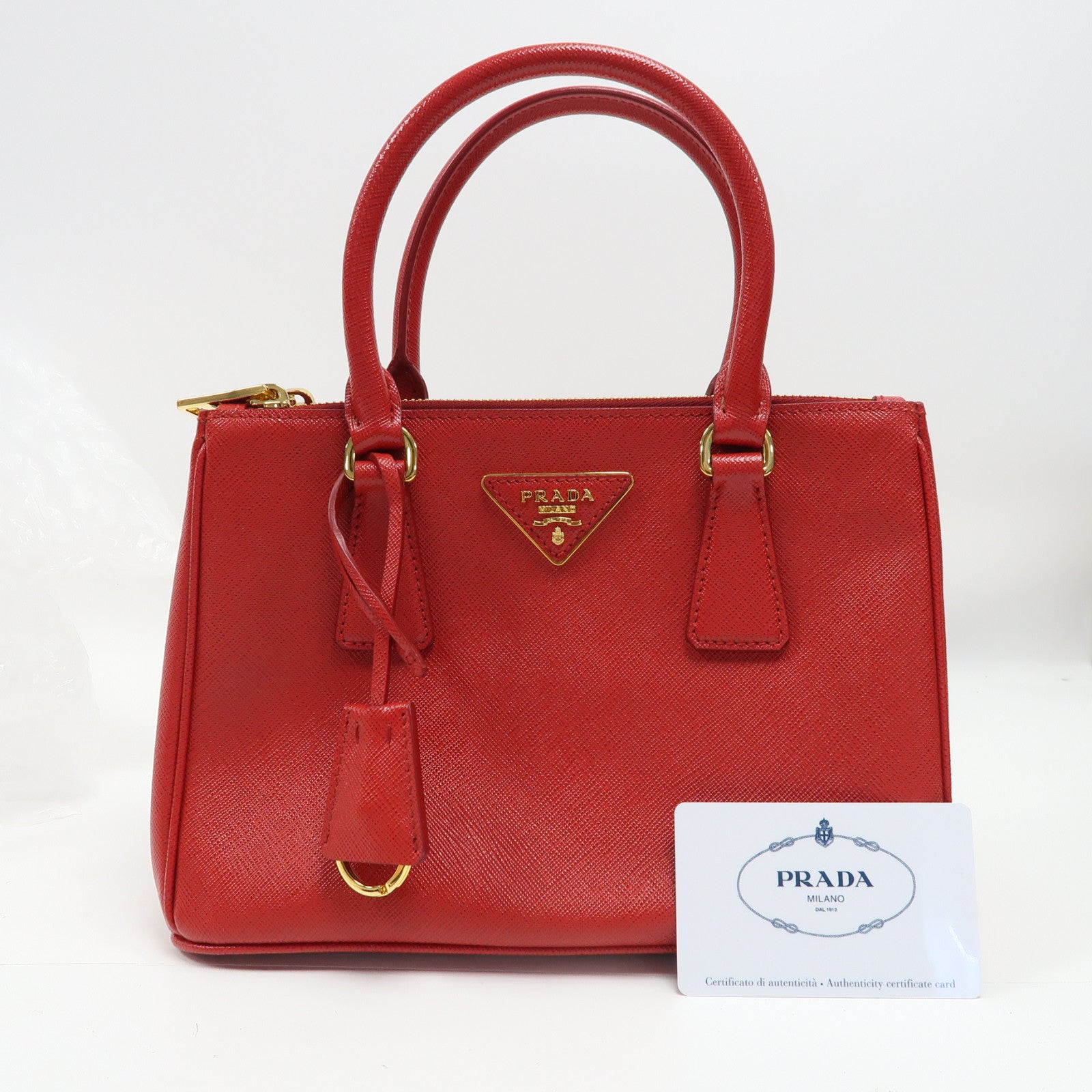 PRADA Saffiano皮革Galleria金扣手挽袋紅色