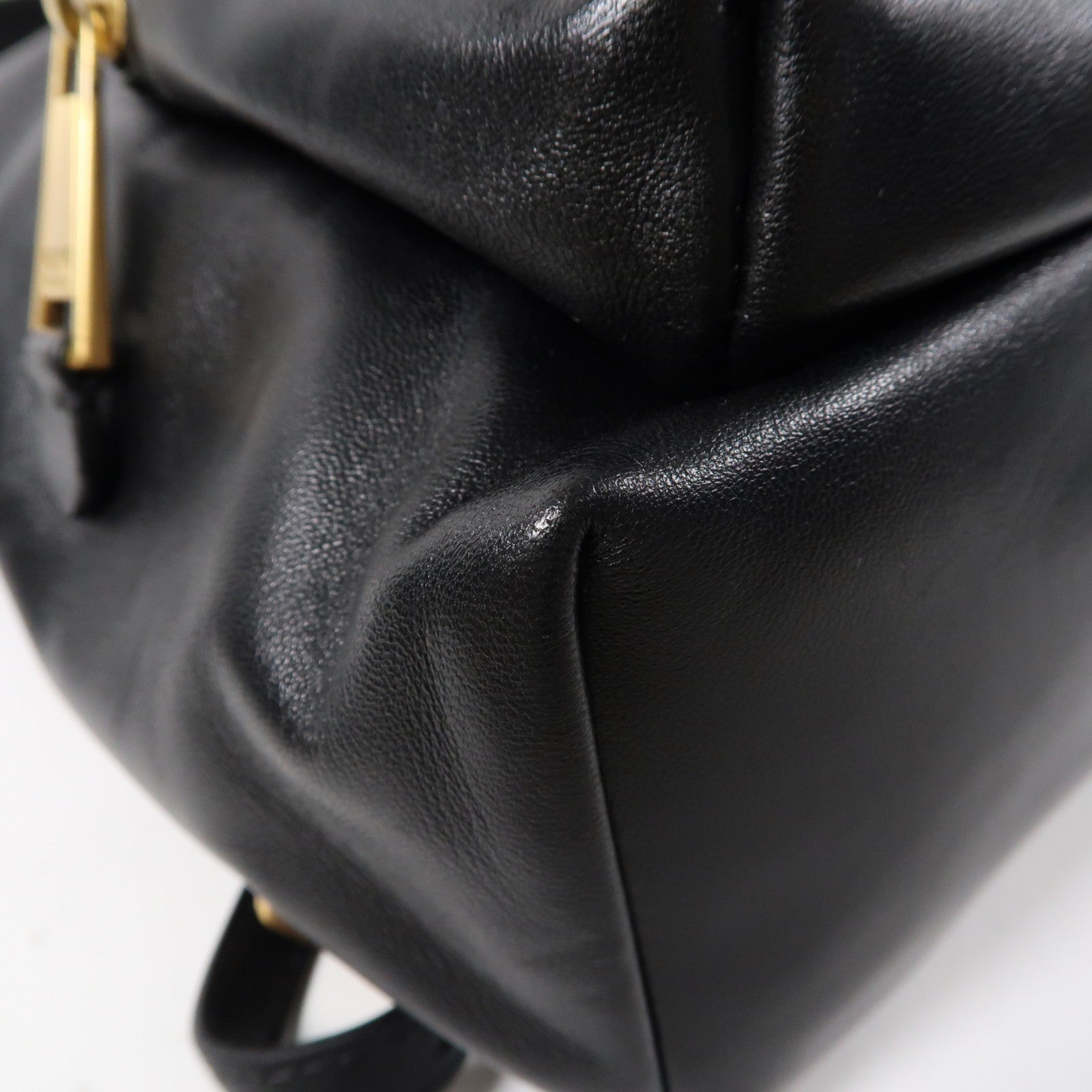 MOSCHINO 牛皮皮革Backpack金扣背包黑色