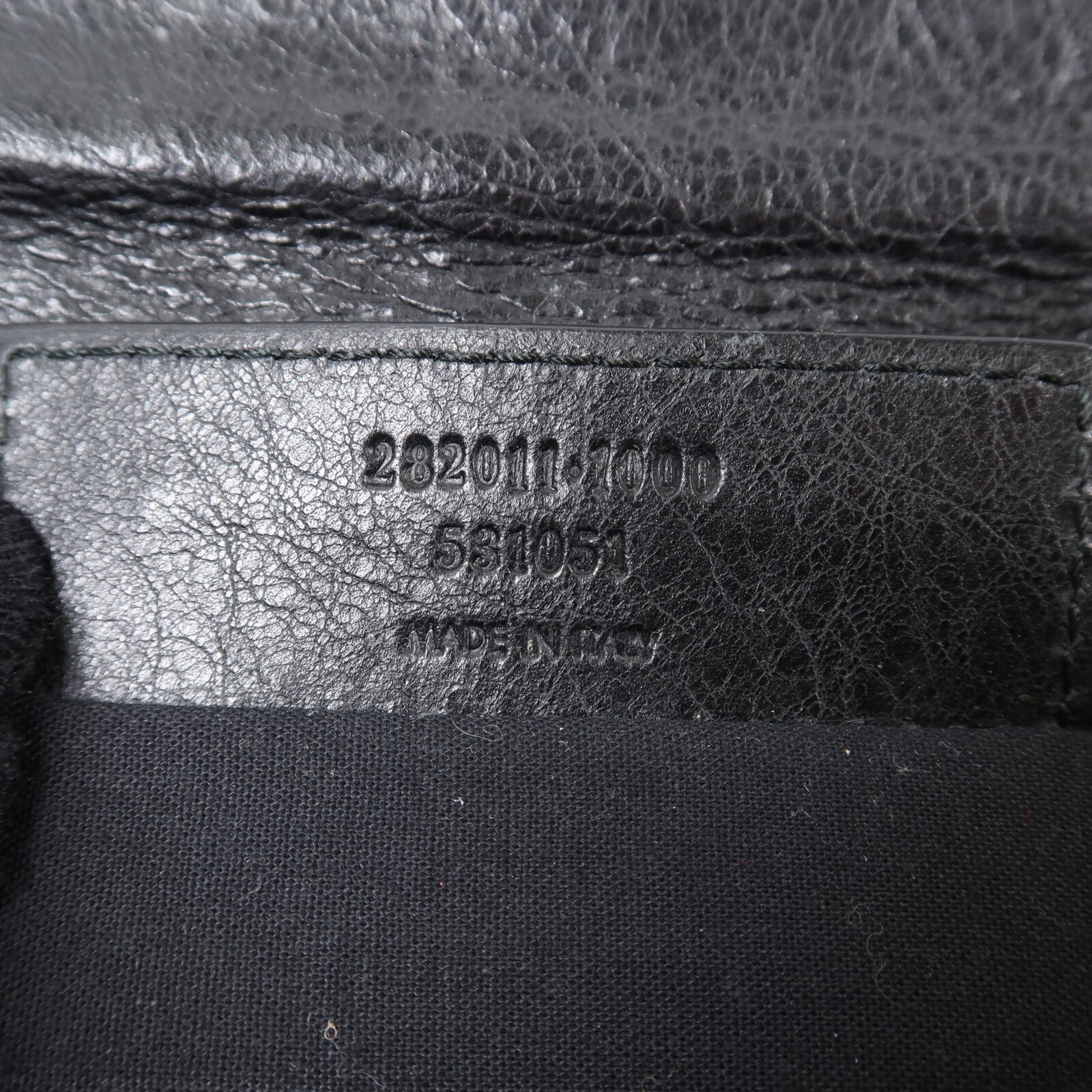 BALENCIAGA 牛皮皮革Envelope Clutch金扣手拿包