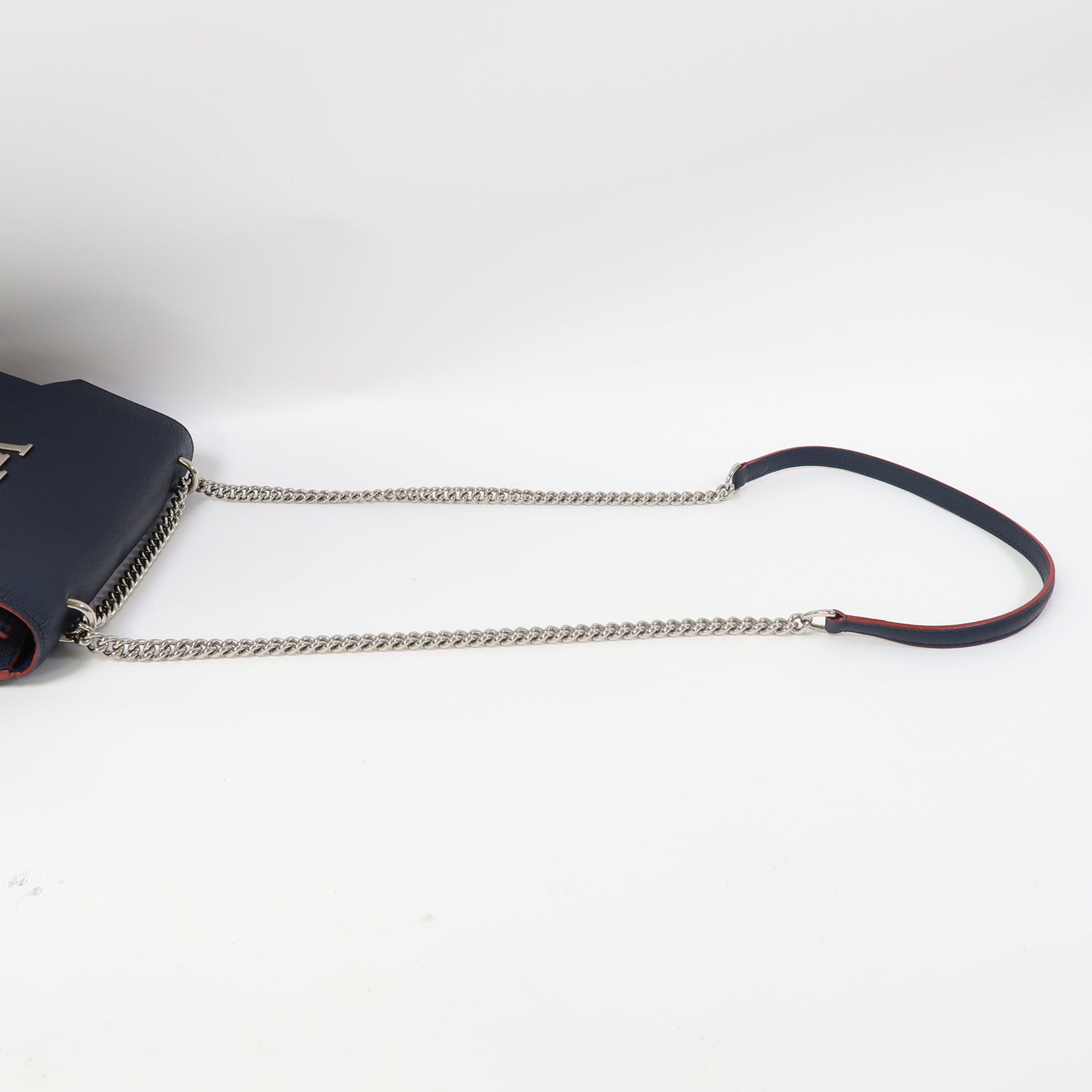 LOUIS VUITTON 牛皮皮革Mylockme BB銀扣鏈帶肩背袋深藍色