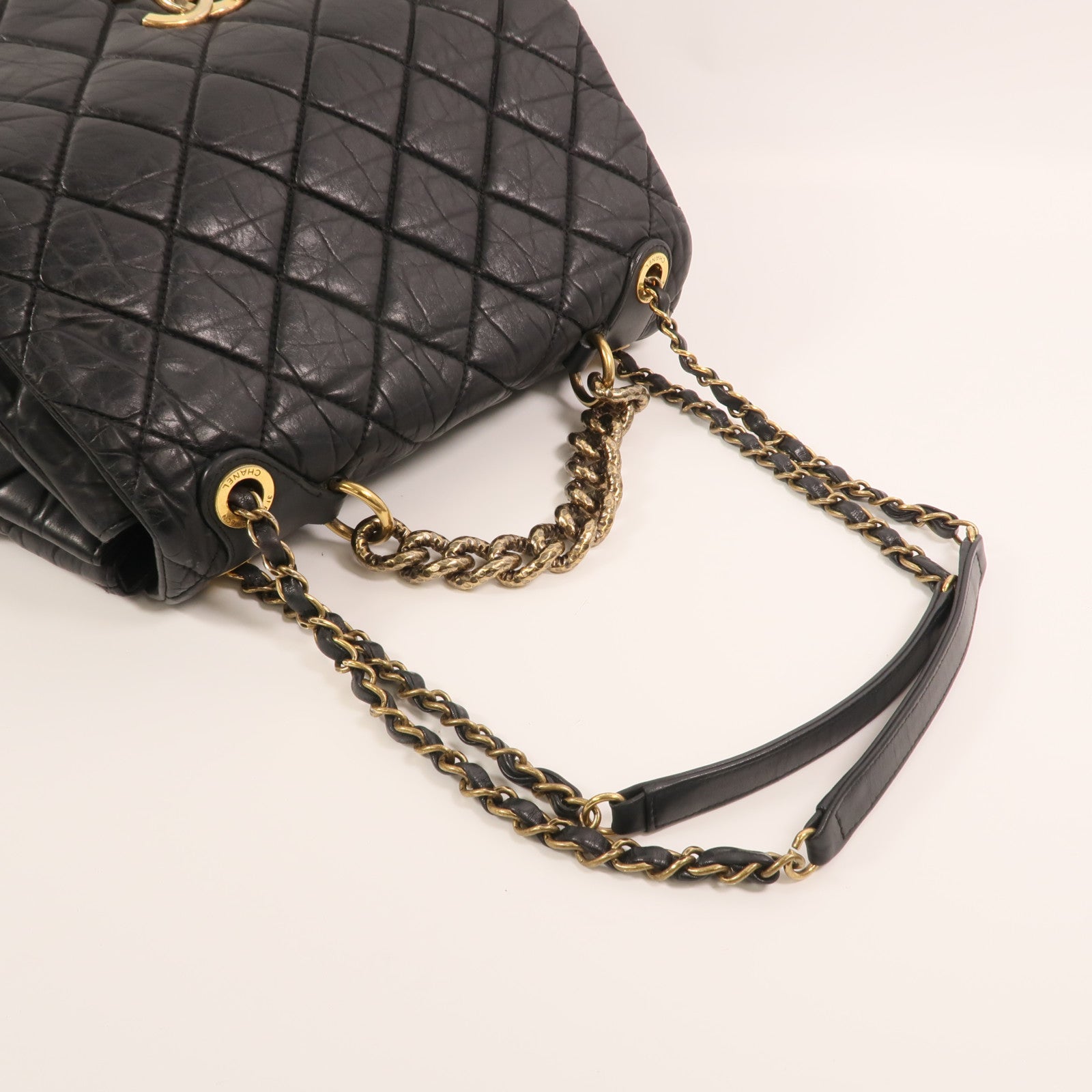 CHANEL 牛皮皮革Chain Shoulder金扣鏈帶手挽肩背兩用袋
