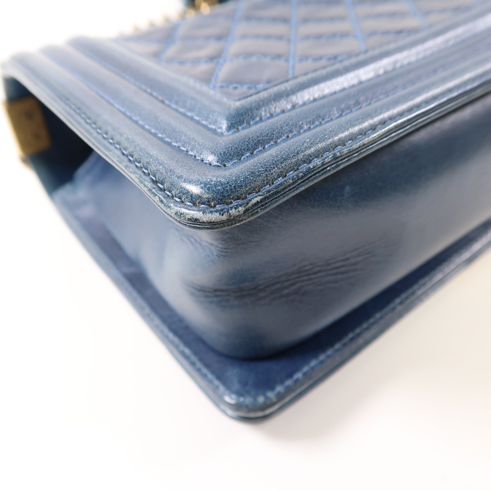 CHANEL 羊皮皮革Boy 25金扣鏈帶肩背袋