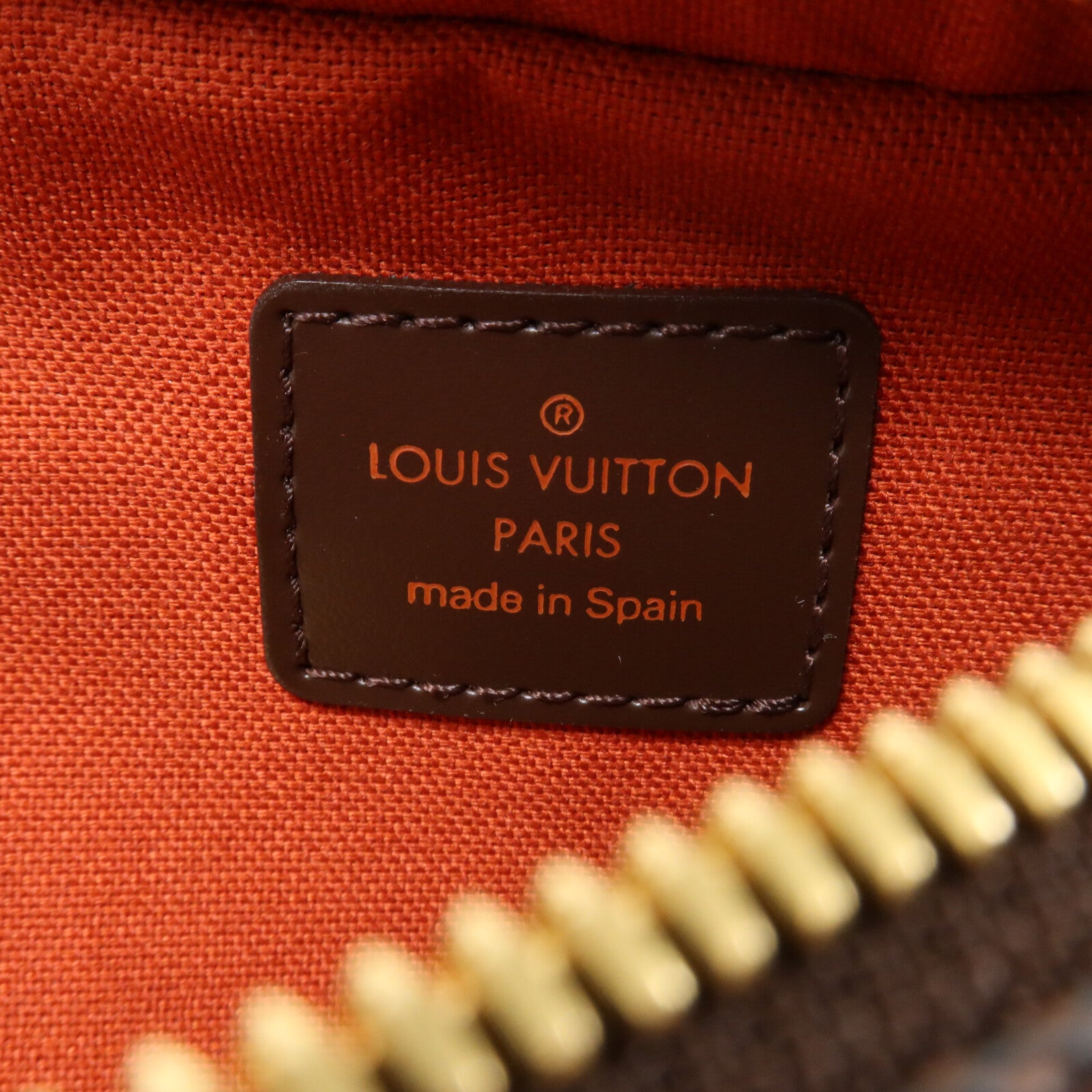 LOUIS VUITTON Damier Geronimos腰包
