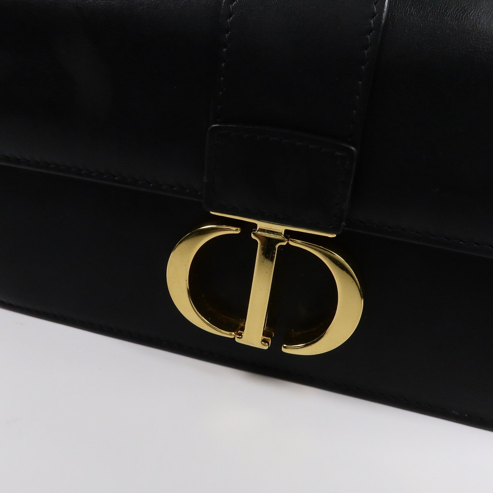 Dior 牛皮皮革30Montaigne East-West Bag With Chain鏈帶肩背袋
