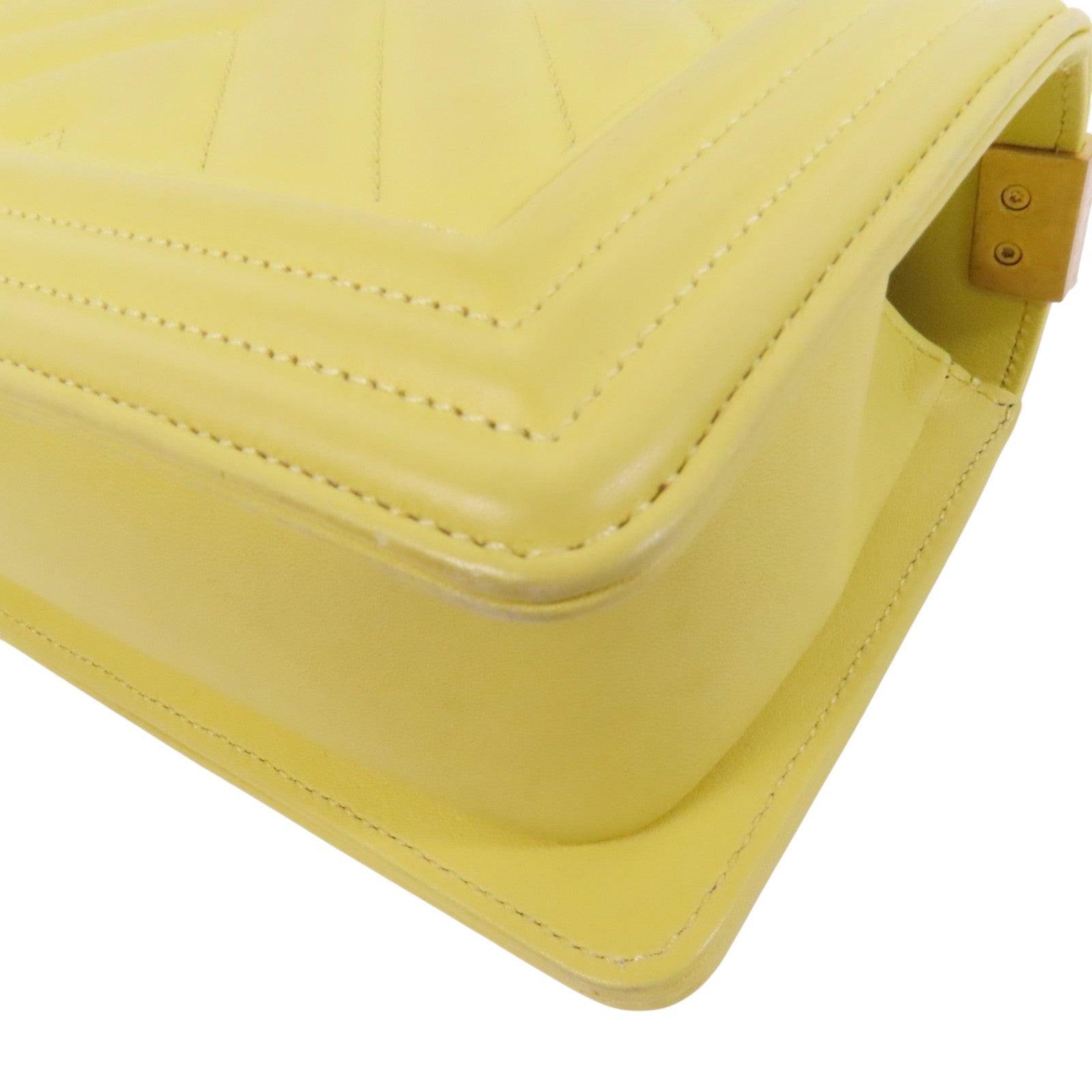 CHANEL 羊皮皮革Boy Chanel 20金扣鏈帶肩背袋