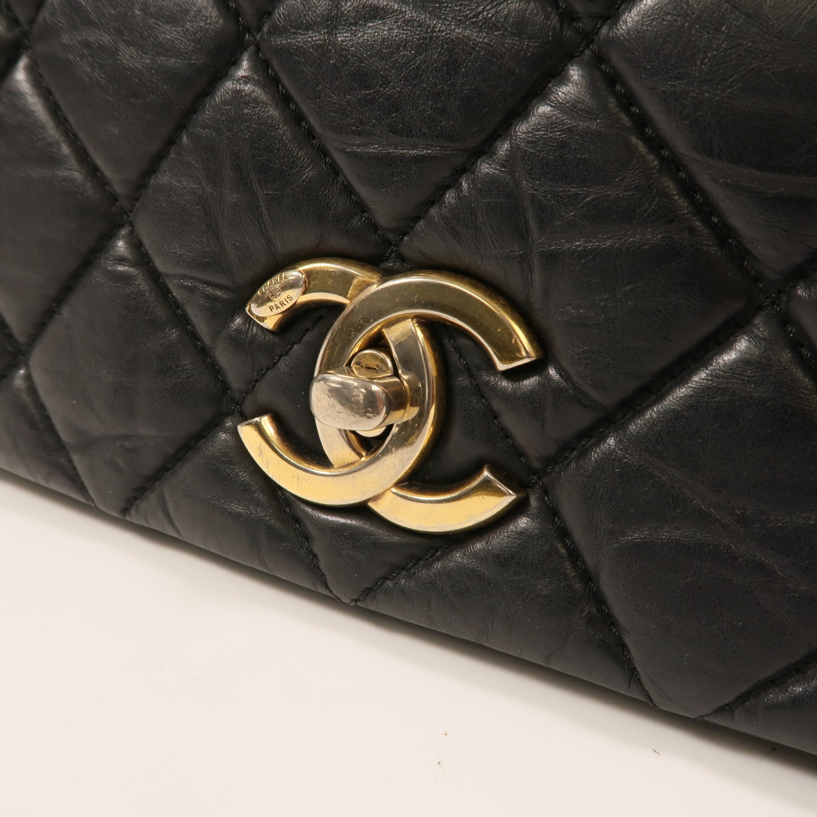 CHANEL 牛皮皮革Chain Shoulder金扣鏈帶手挽肩背兩用袋