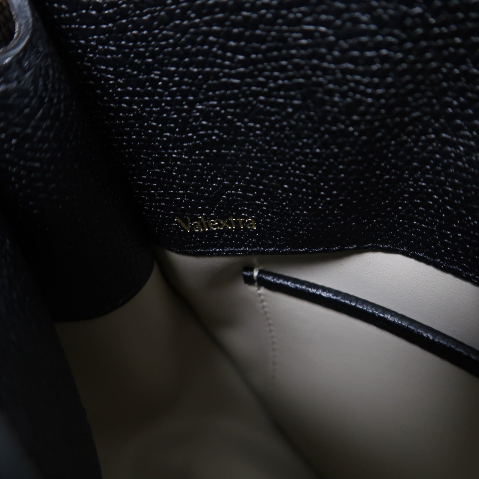 SELECTION 【激減優惠】牛皮皮革Valextra Hobo Weekend Mini Bag金扣肩背袋黑色