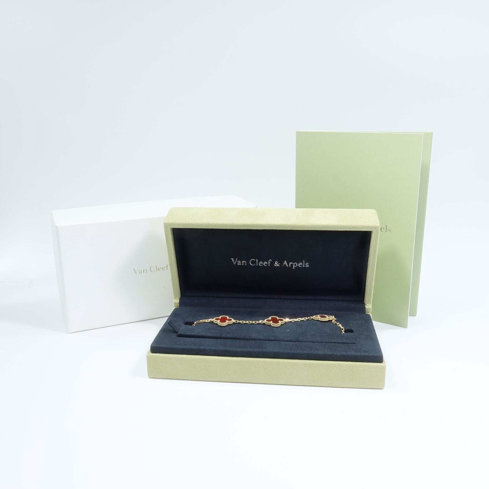 Van Cleef & Arpels 18K黃金Vintage Alhambre Bracelet紅玉髓手鏈