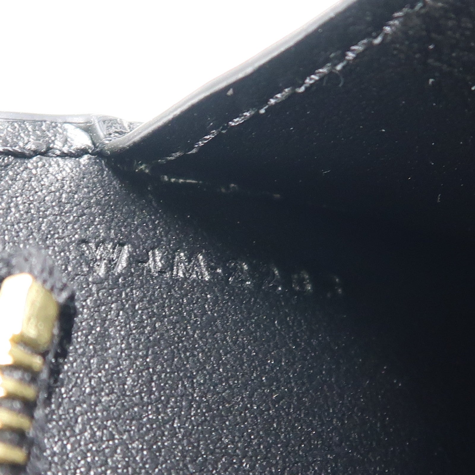 CELINE 牛皮皮革Triomphe Compact Wallet金扣錢包黑色
