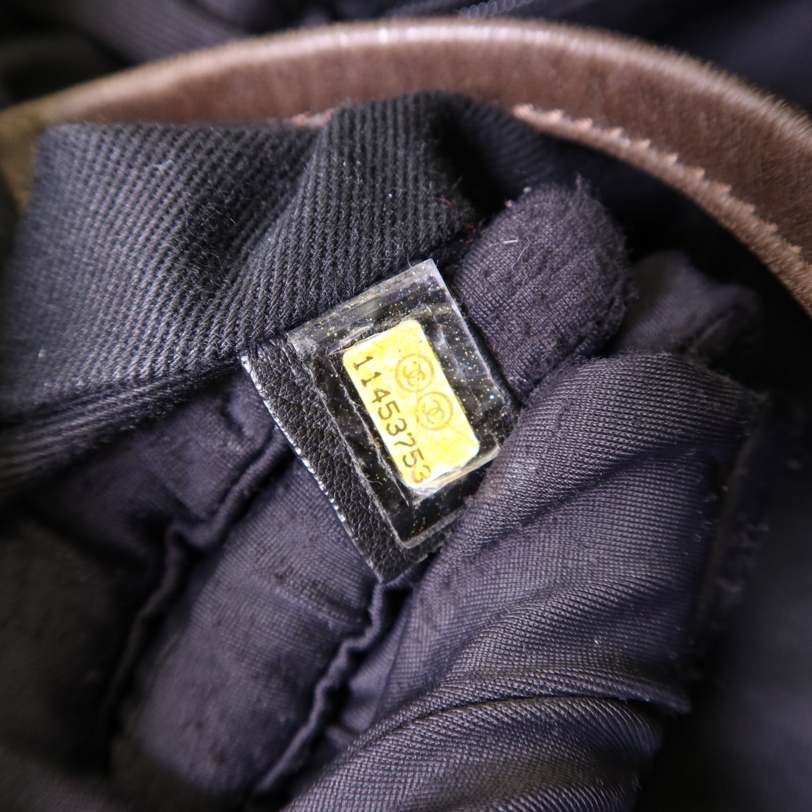 CHANEL 羊皮皮革Shoulder Bag銀扣肩背袋