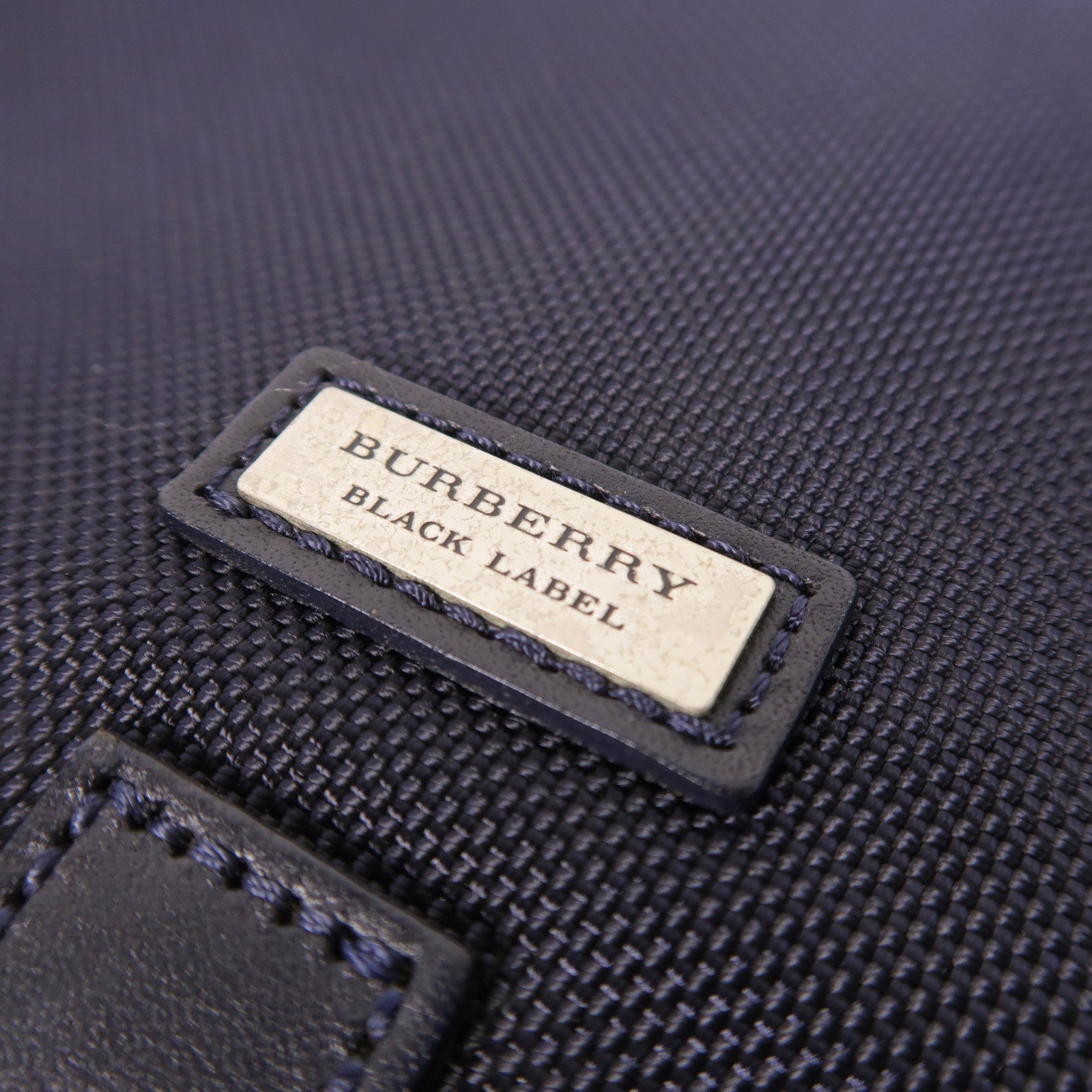 BURBERRY 尼龍Shoulder Bag銀扣肩背袋