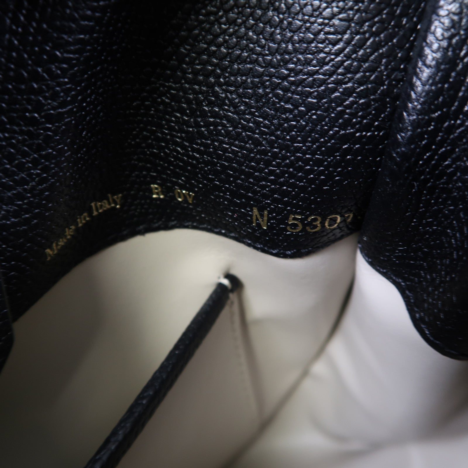 SELECTION 【激減優惠】牛皮皮革Valextra Hobo Weekend Mini Bag金扣肩背袋黑色