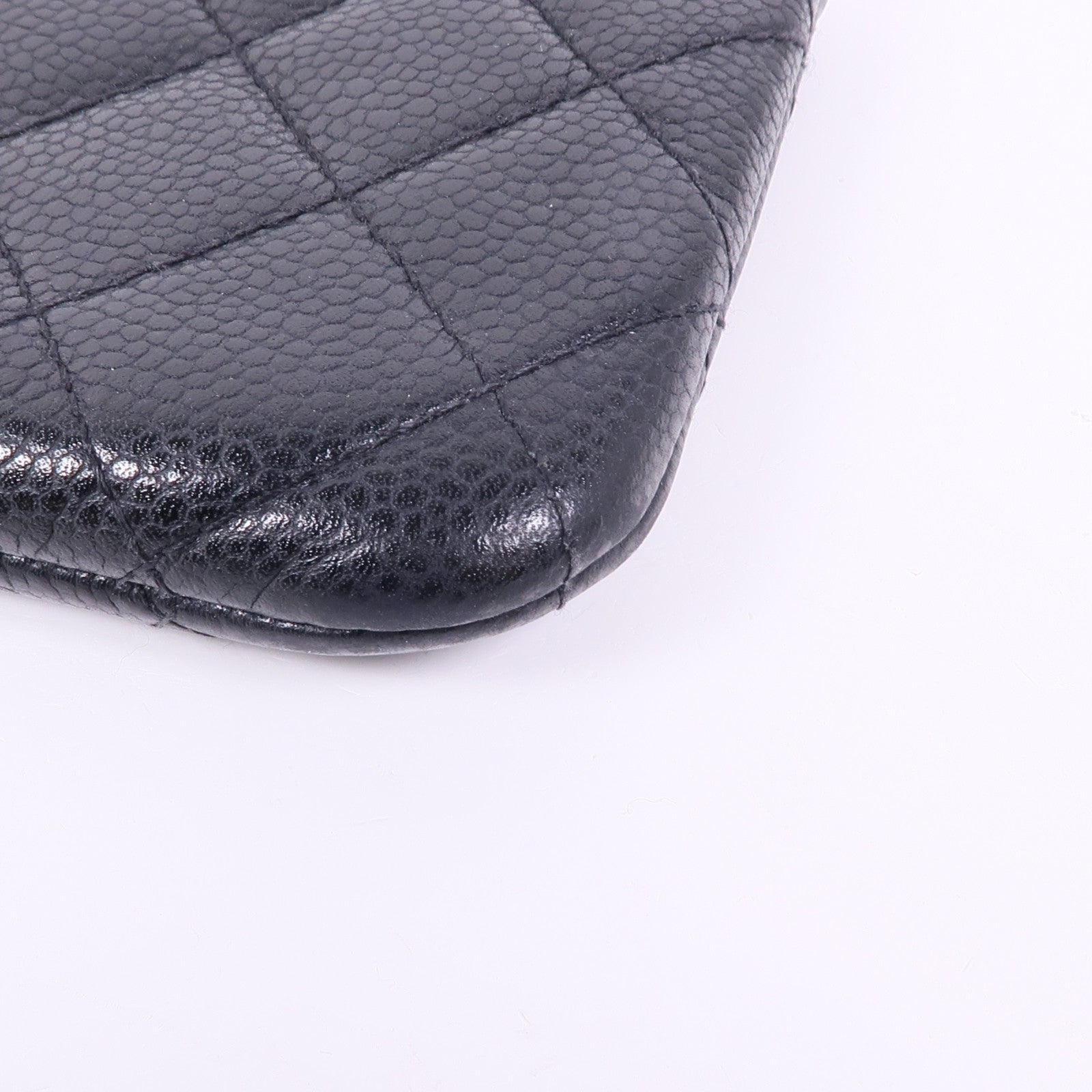 CHANEL 牛皮皮革Pouch銀扣手拿包