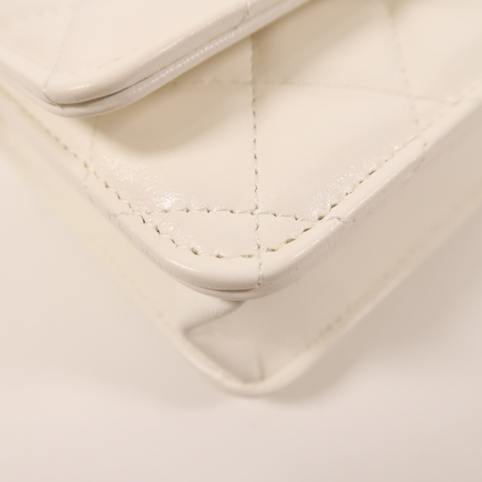 CHANEL 牛皮皮革WOC Wallet On Chain金扣鏈帶肩背袋