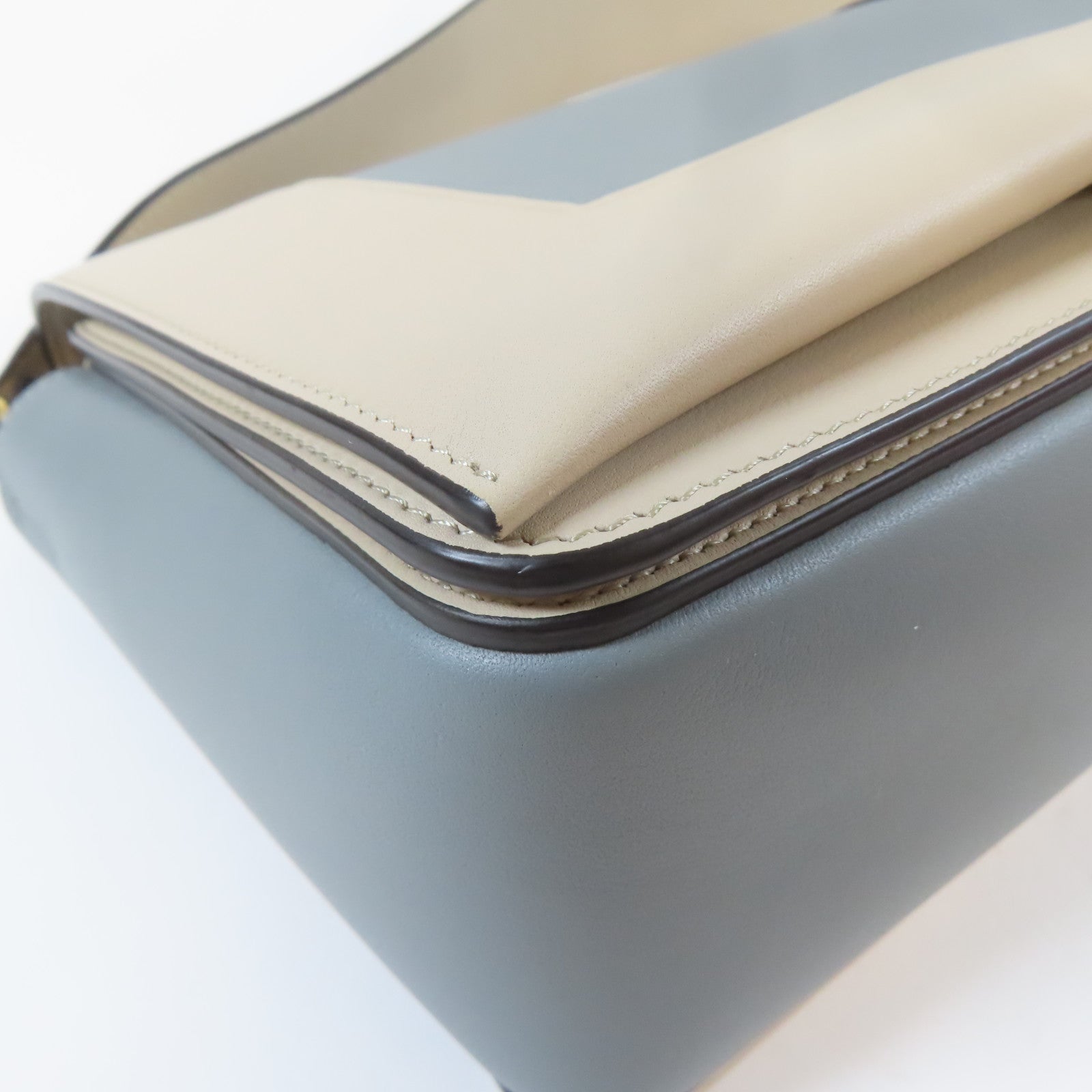 CELINE 牛皮皮革Shoulder Bag金扣肩背袋藍色/米色