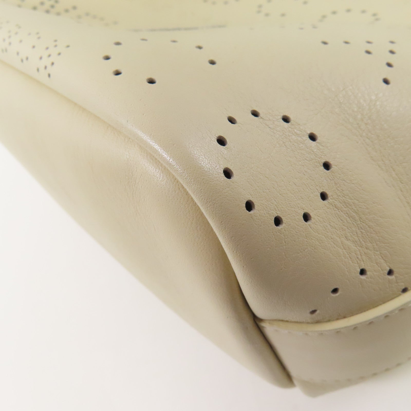 CHANEL 牛皮皮革Chain Tote銀扣鏈帶手挽袋