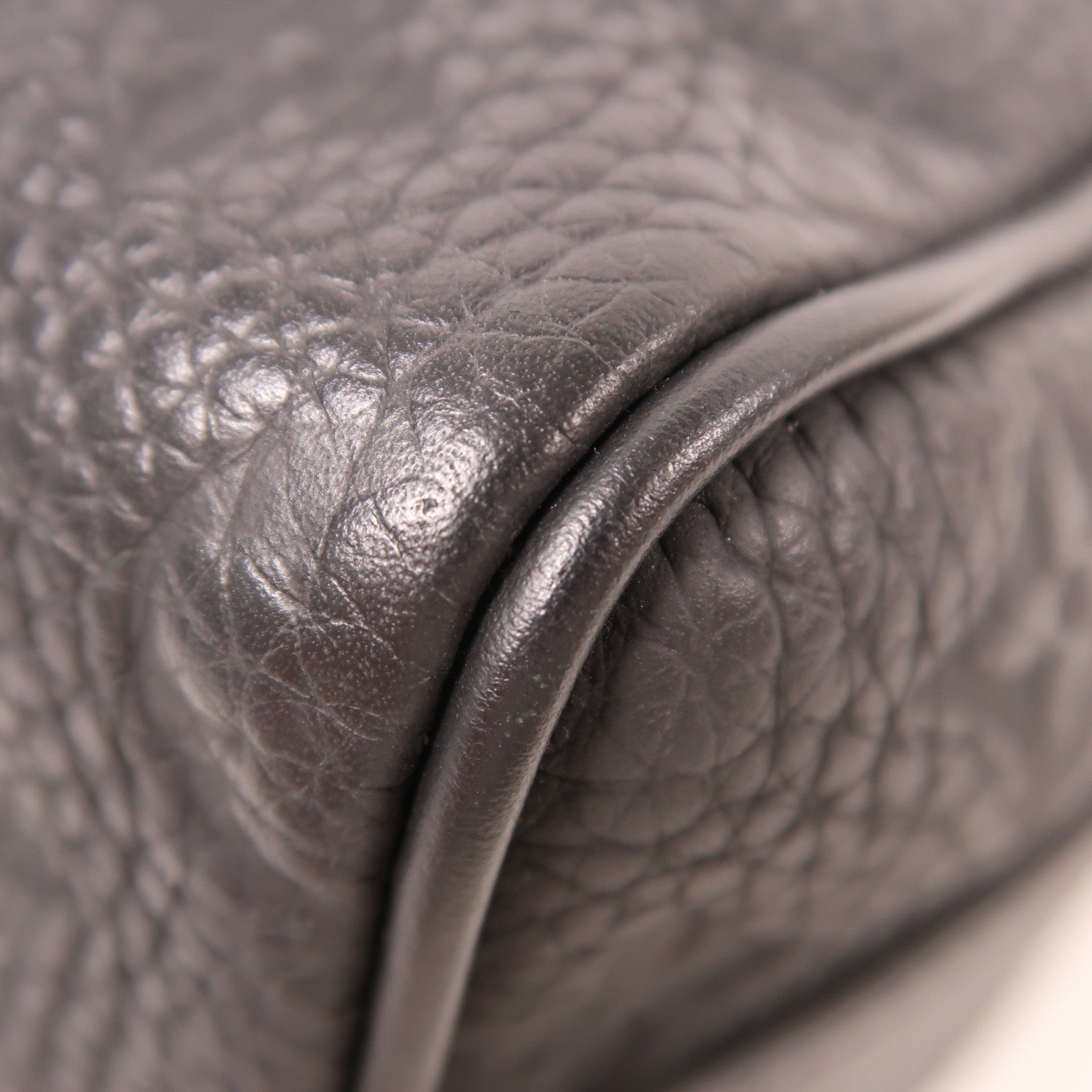 LOUIS VUITTON Taurillon Monogram Keepall Bandouliere 25手挽肩背兩用袋黑色
