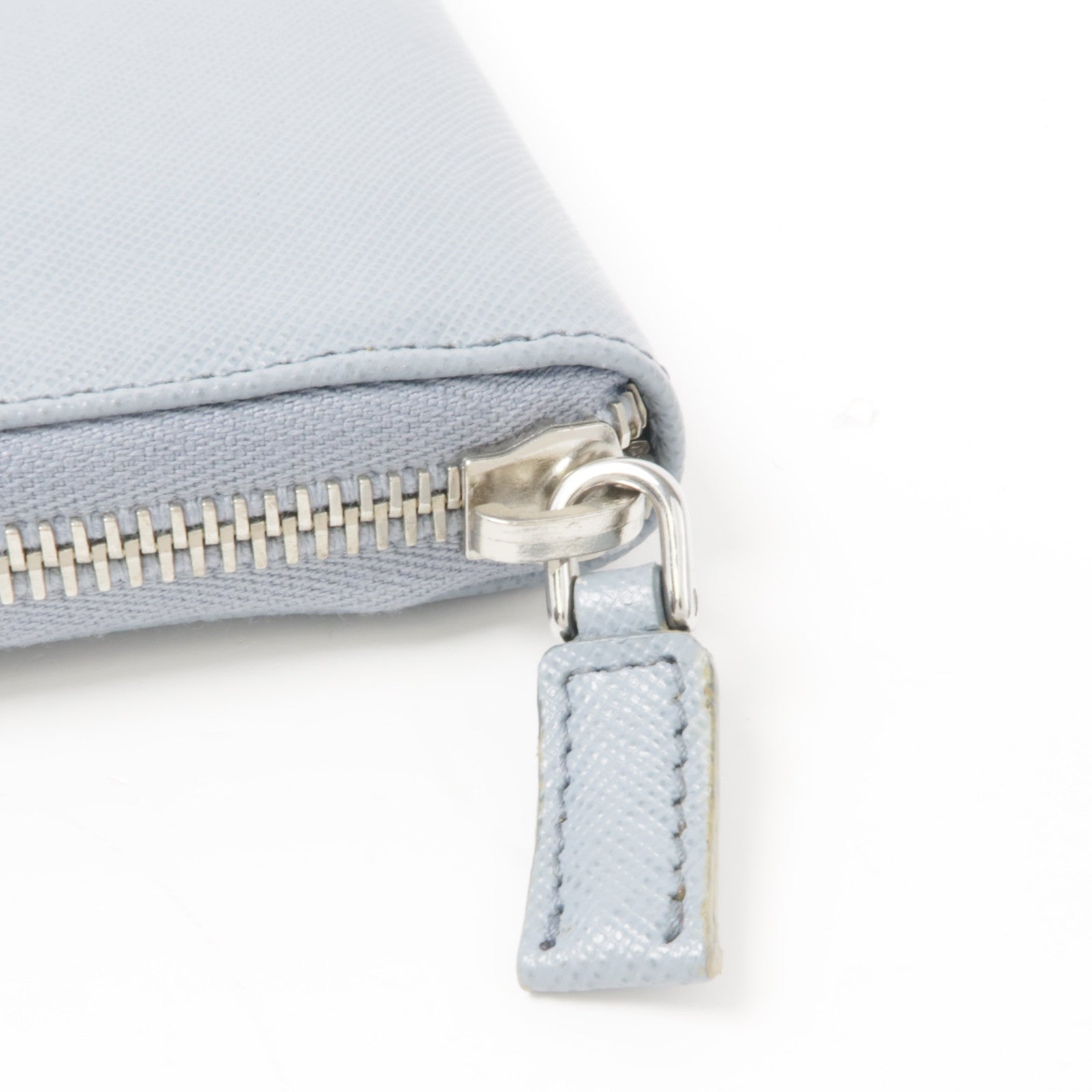 PRADA Saffiano皮革Long Wallet銀扣長錢包