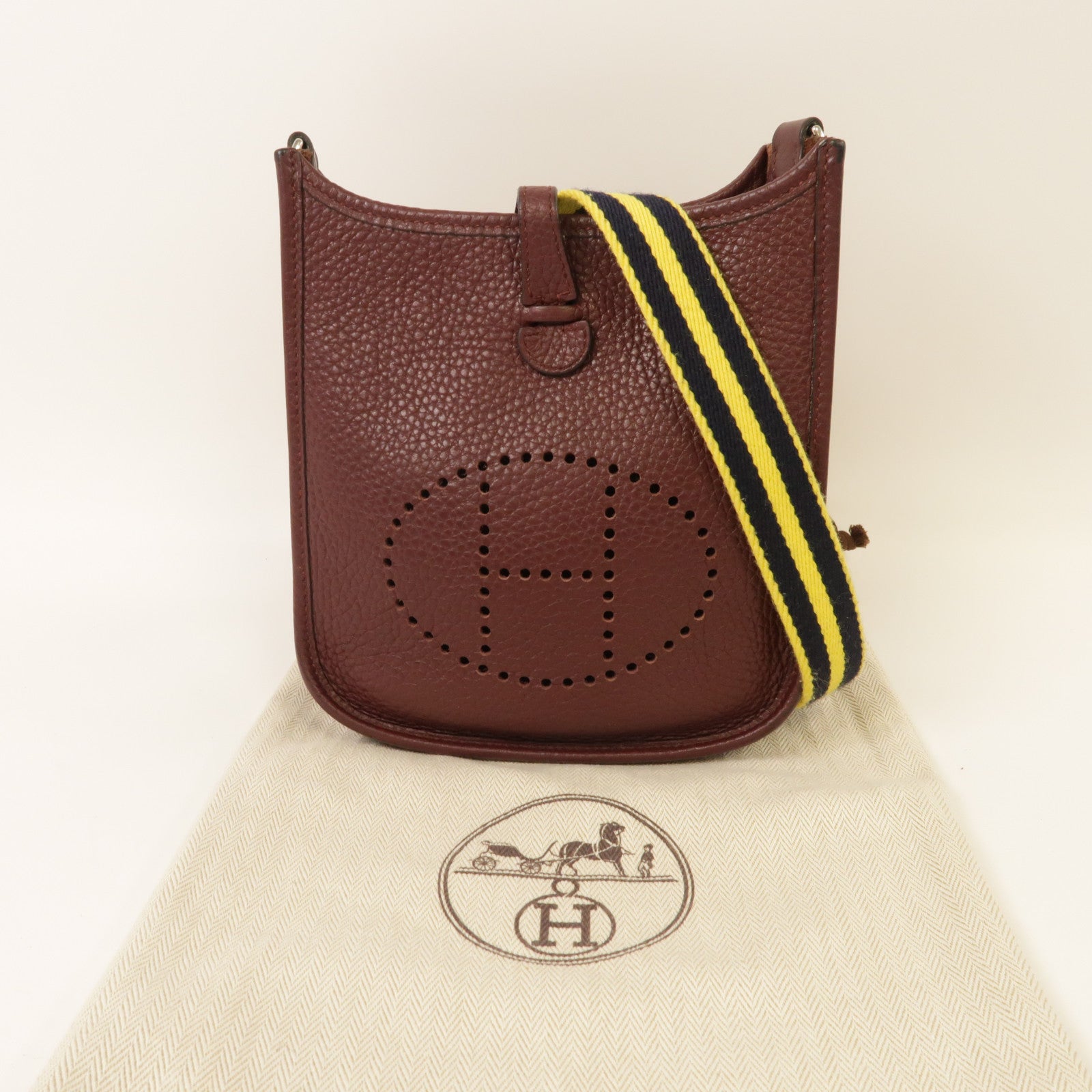 HERMES Clemence皮革Evelyne TPM銀扣肩背袋酒紅色