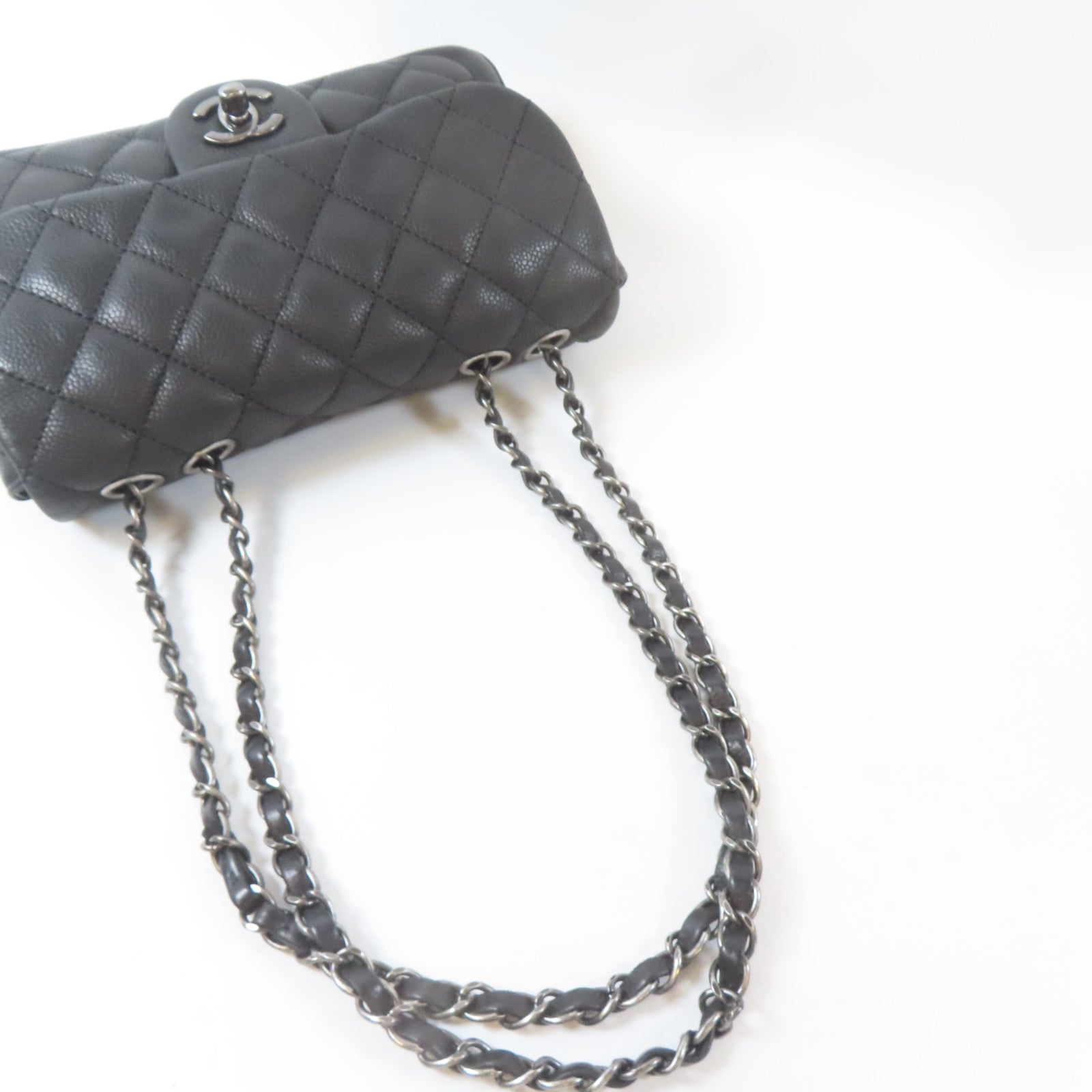 CHANEL 菱格Caviar皮革Chain Shoulder Bag黑扣鏈帶肩背袋黑色