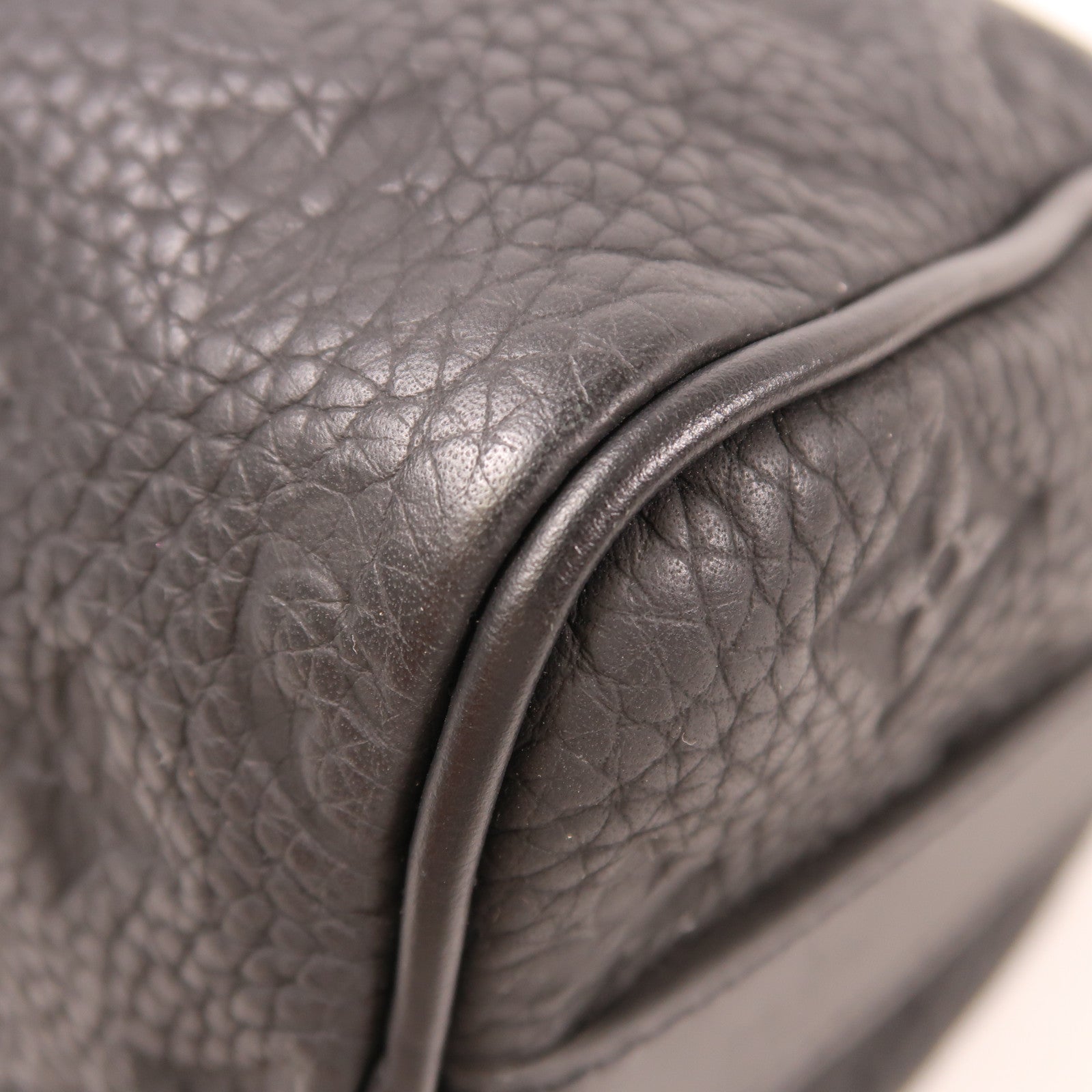 LOUIS VUITTON Taurillon Monogram Keepall Bandouliere 25手挽肩背兩用袋黑色