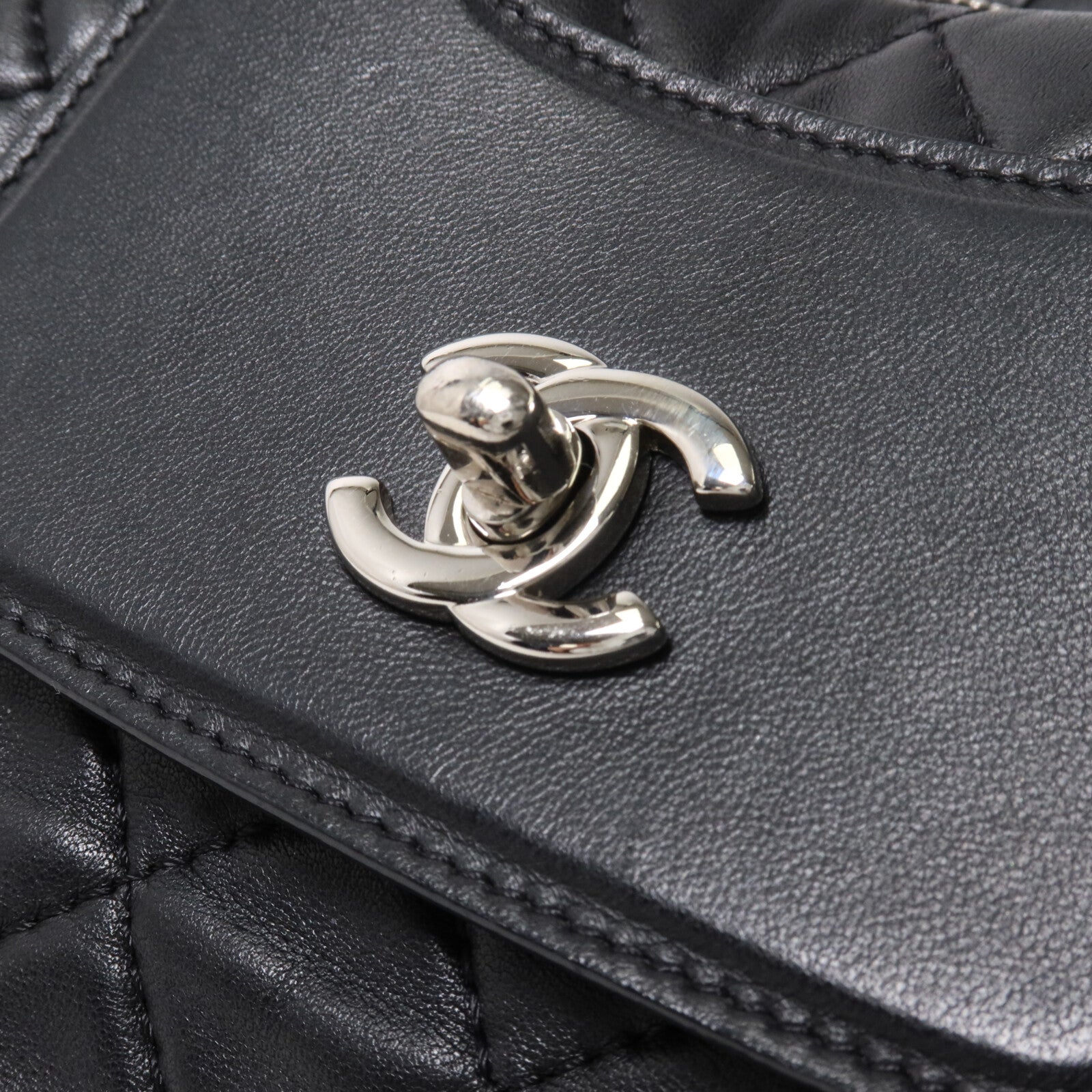 CHANEL 羊皮皮革Shoulder Bag鏈帶肩背袋