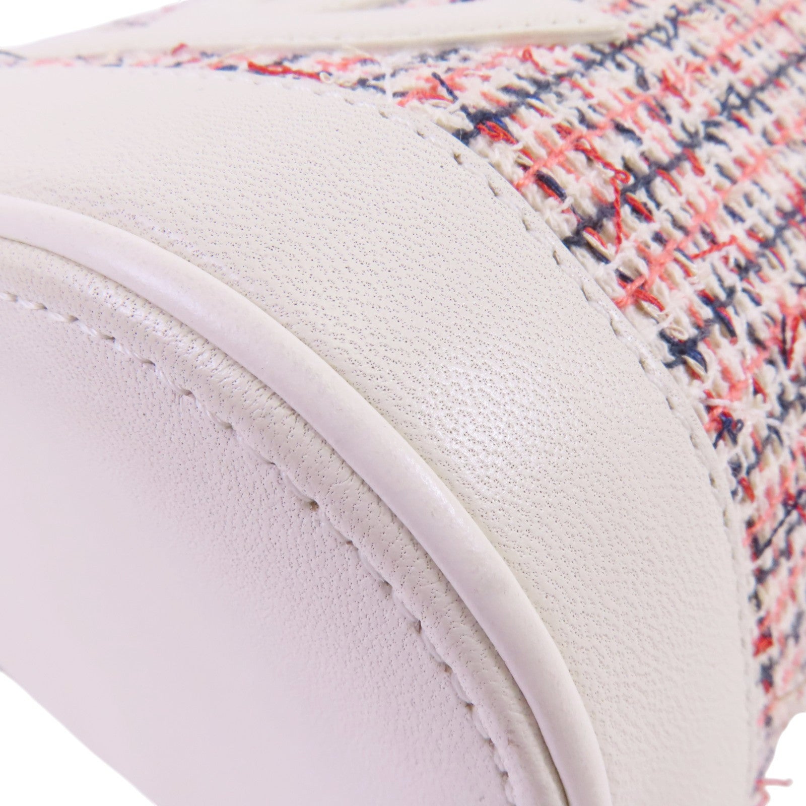 CHANEL 斜紋軟呢Chain Shoulder Bag金扣手挽肩背兩用袋