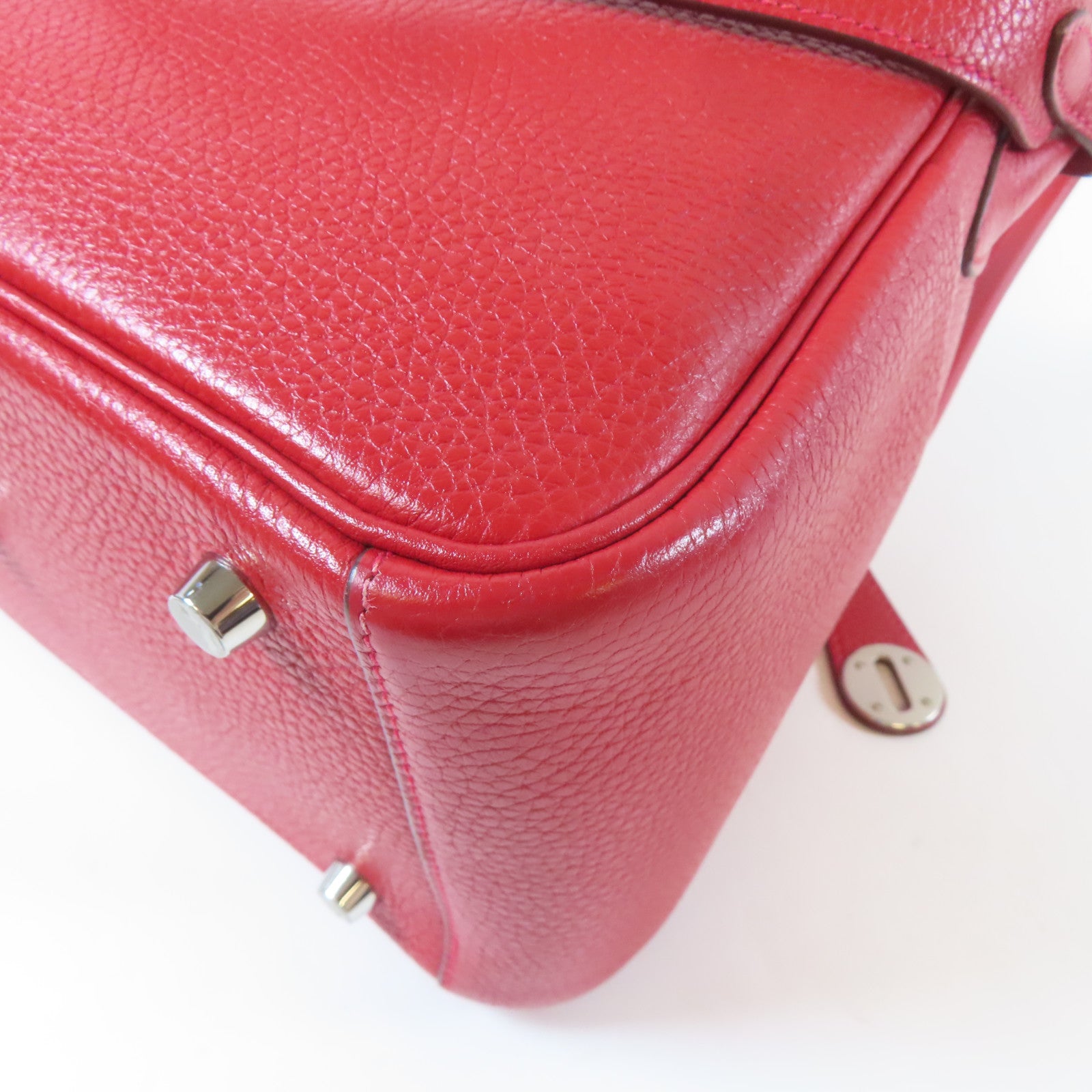 HERMES 【激減優惠】Clemence皮革Lindy 26銀扣肩背袋紅色