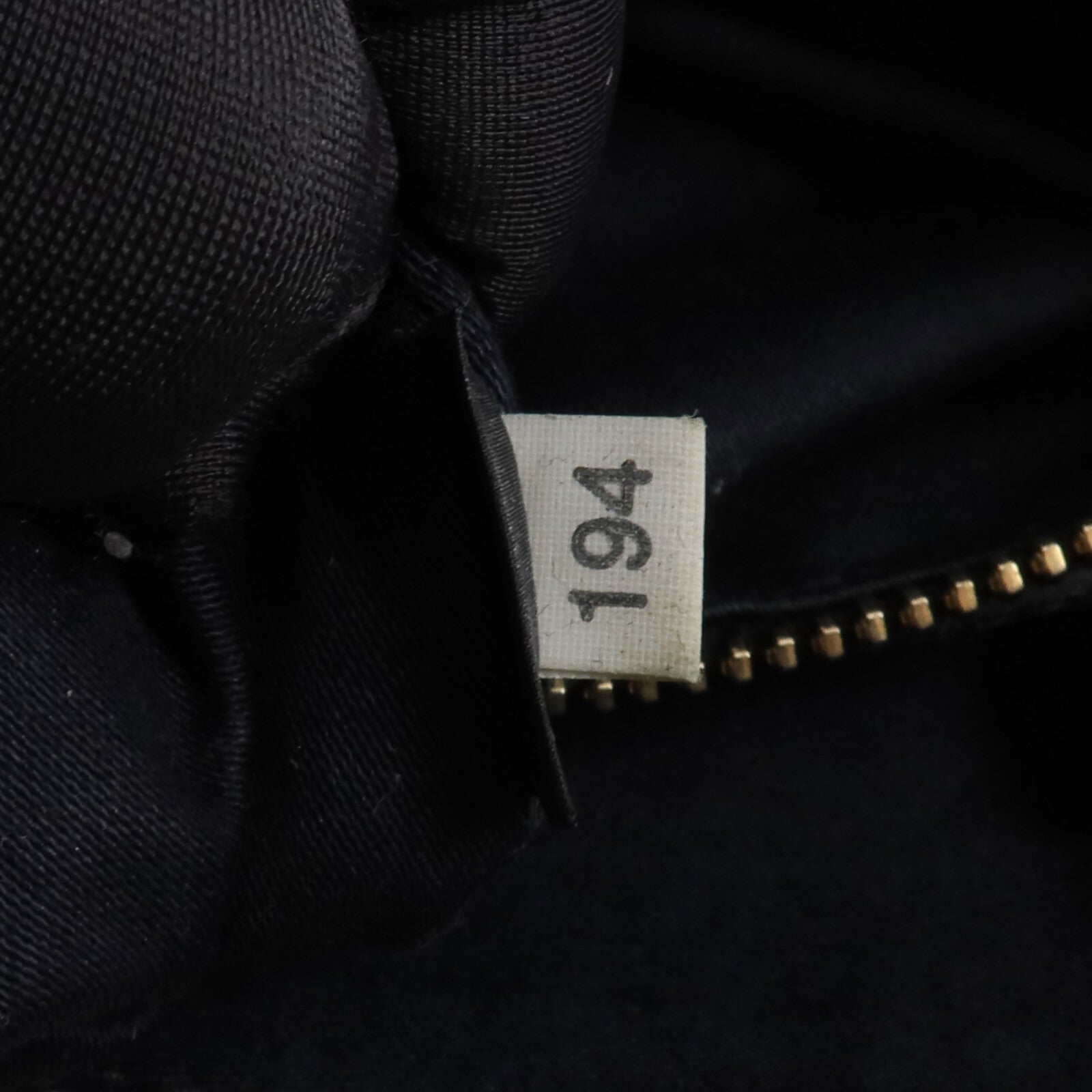 Miu Miu 牛皮皮革2 Way Shoulder金扣手挽肩背兩用袋