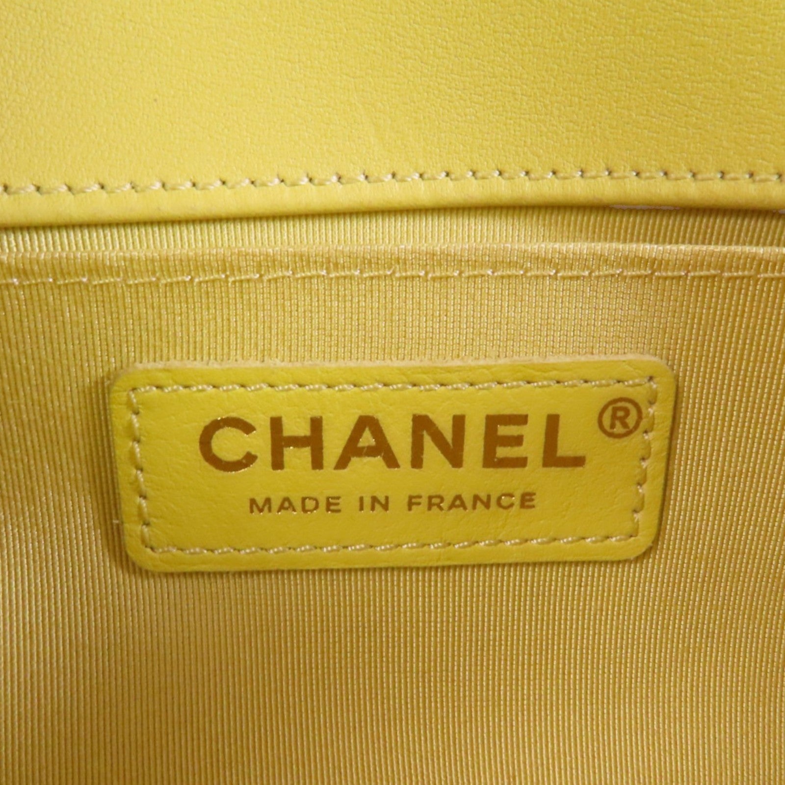 CHANEL 羊皮皮革Boy Chanel 20金扣鏈帶肩背袋