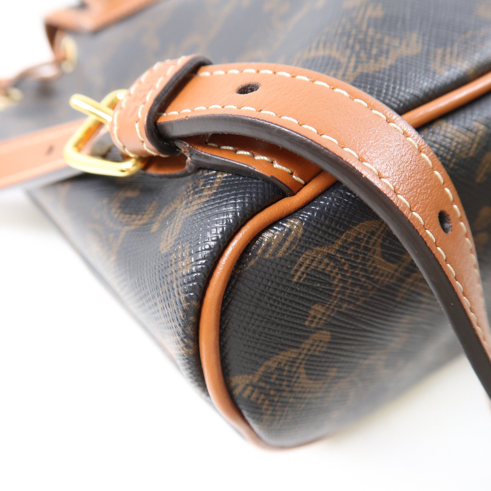 CELINE 塗層帆布Triomphe Backpack金扣背包棕色
