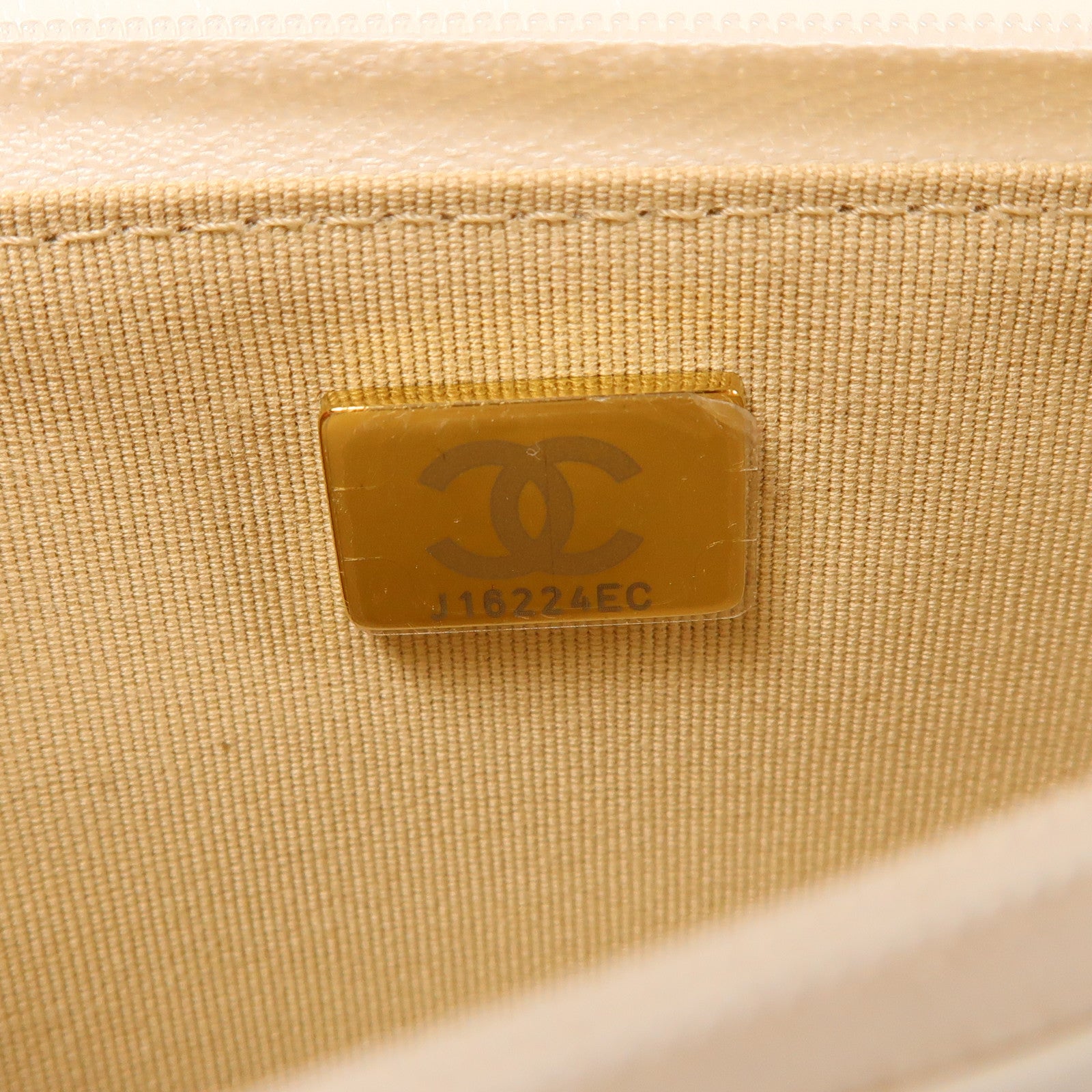 CHANEL 牛皮皮革WOC Wallet On Chain金扣鏈帶肩背袋