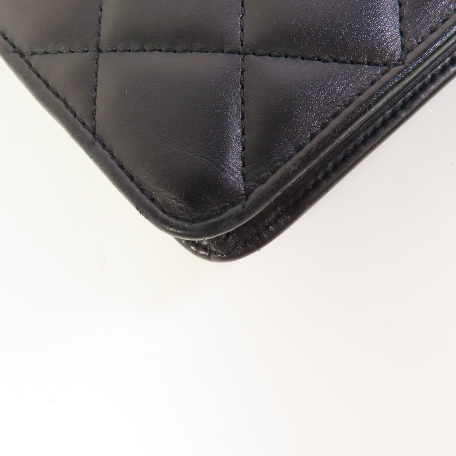 CHANEL 【激減優惠】牛皮皮革WOC Wallet On Chain銀扣鏈帶肩背袋