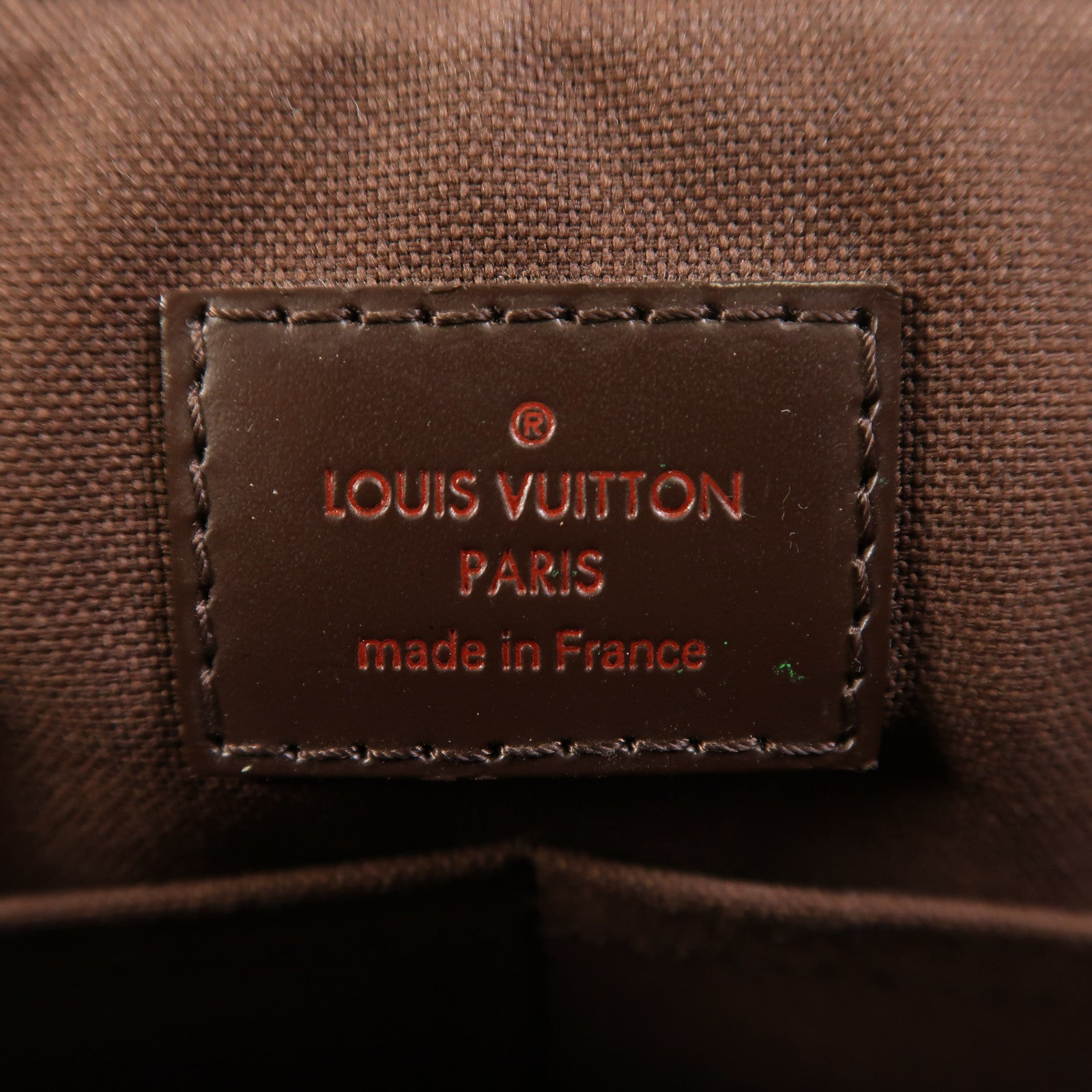LOUIS VUITTON Damier District PM肩背袋